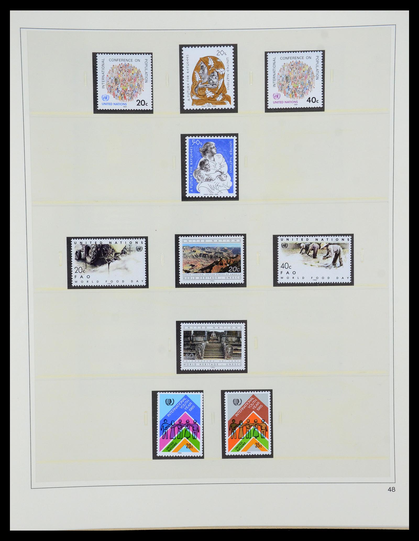 35879 048 - Postzegelverzameling 35879 Verenigde Naties 1951-2012.