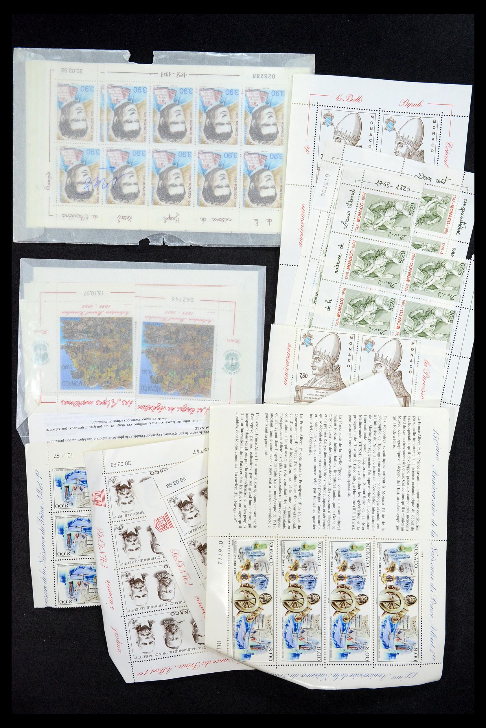 35881 008 - Stamp Collection 35881 Monaco till 2015!