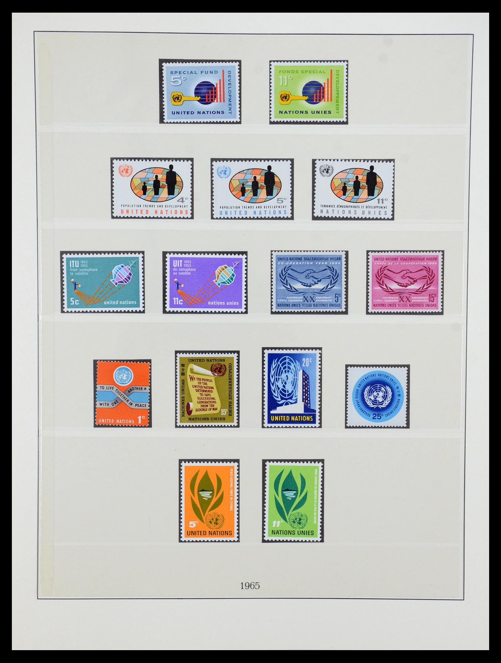 35883 018 - Postzegelverzameling 35883 Verenigde Naties 1951-2003.
