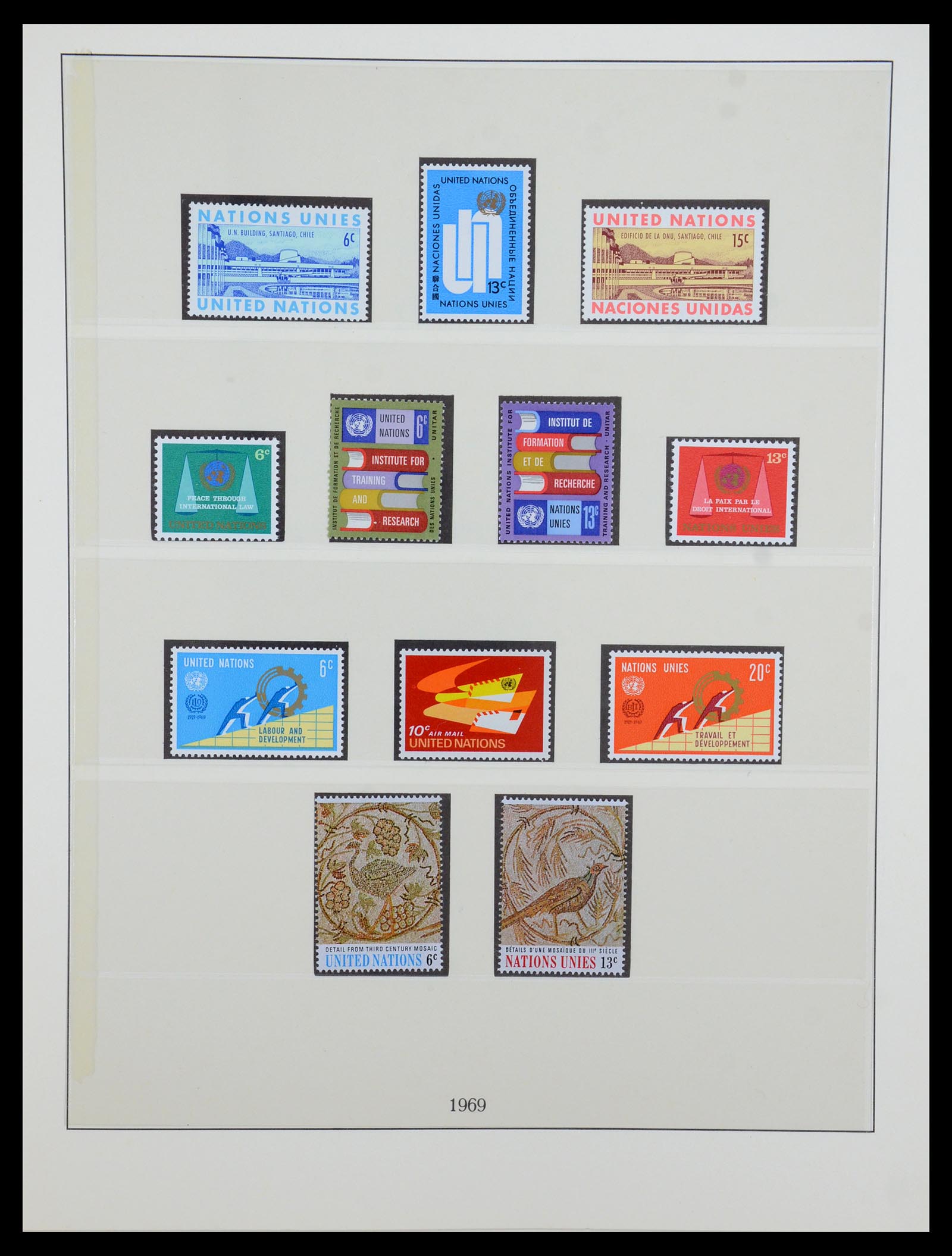 35883 025 - Postzegelverzameling 35883 Verenigde Naties 1951-2003.