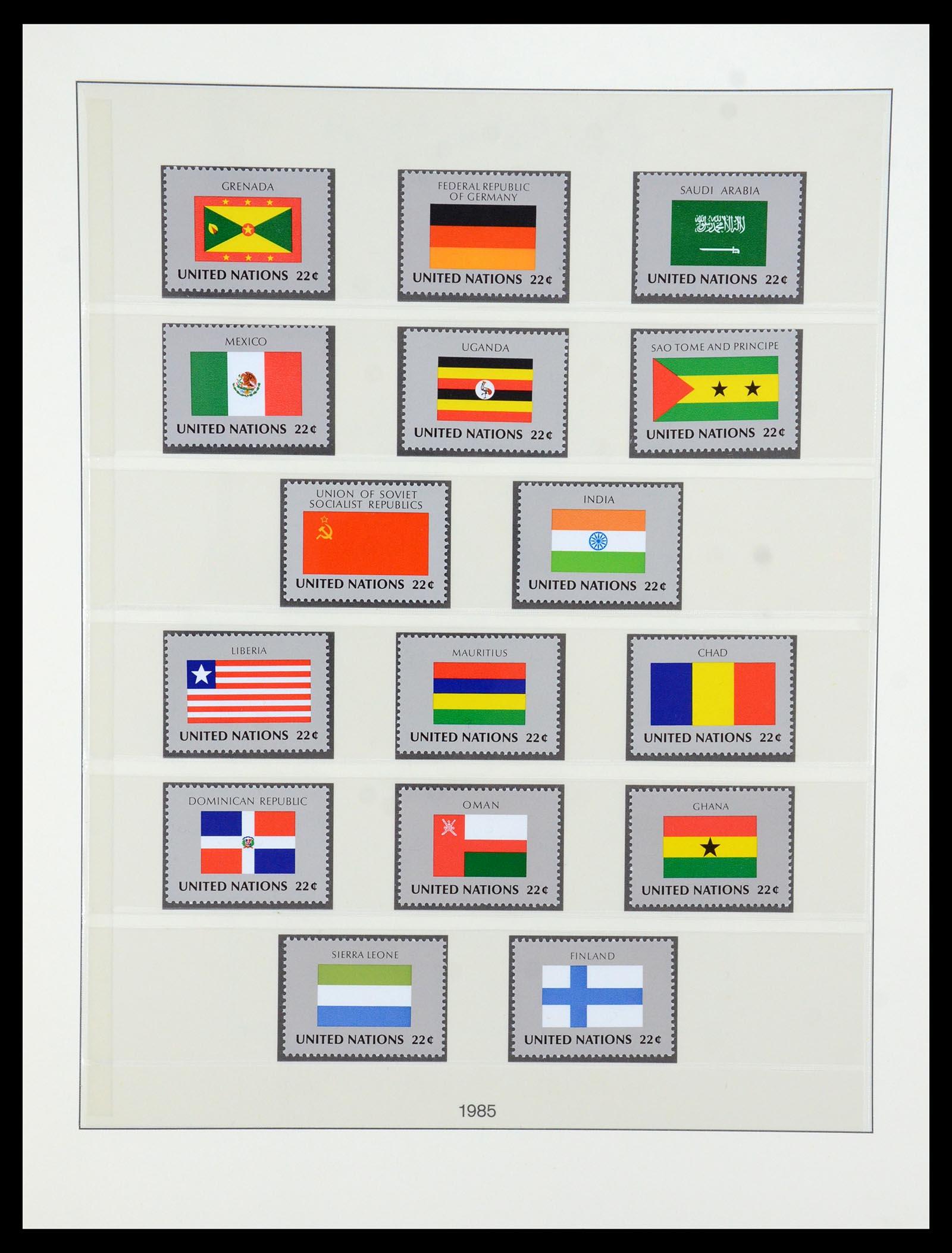 35883 049 - Postzegelverzameling 35883 Verenigde Naties 1951-2003.
