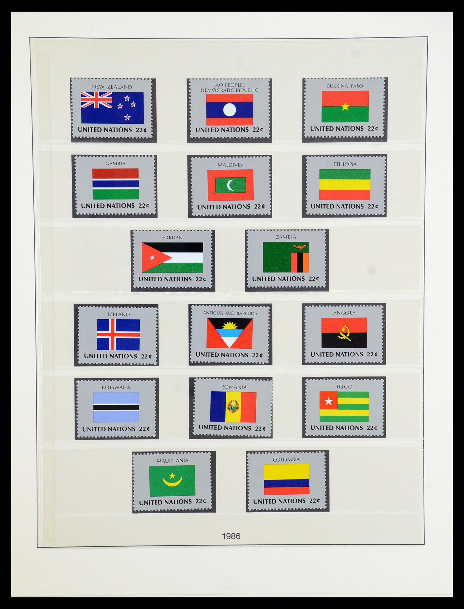 35883 051 - Postzegelverzameling 35883 Verenigde Naties 1951-2003.