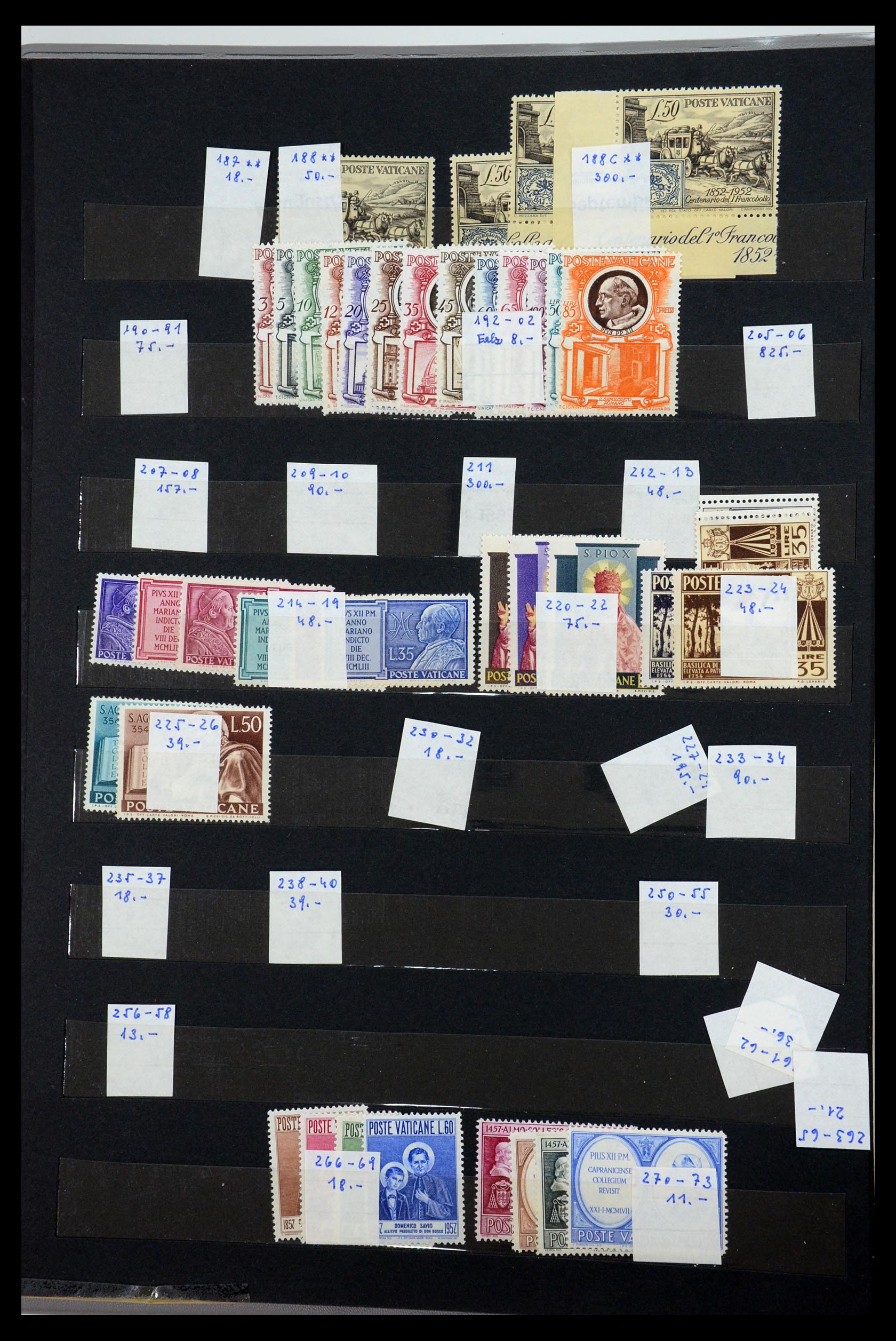 35886 002 - Postzegelverzameling 35886 Wereld 1840-1990.