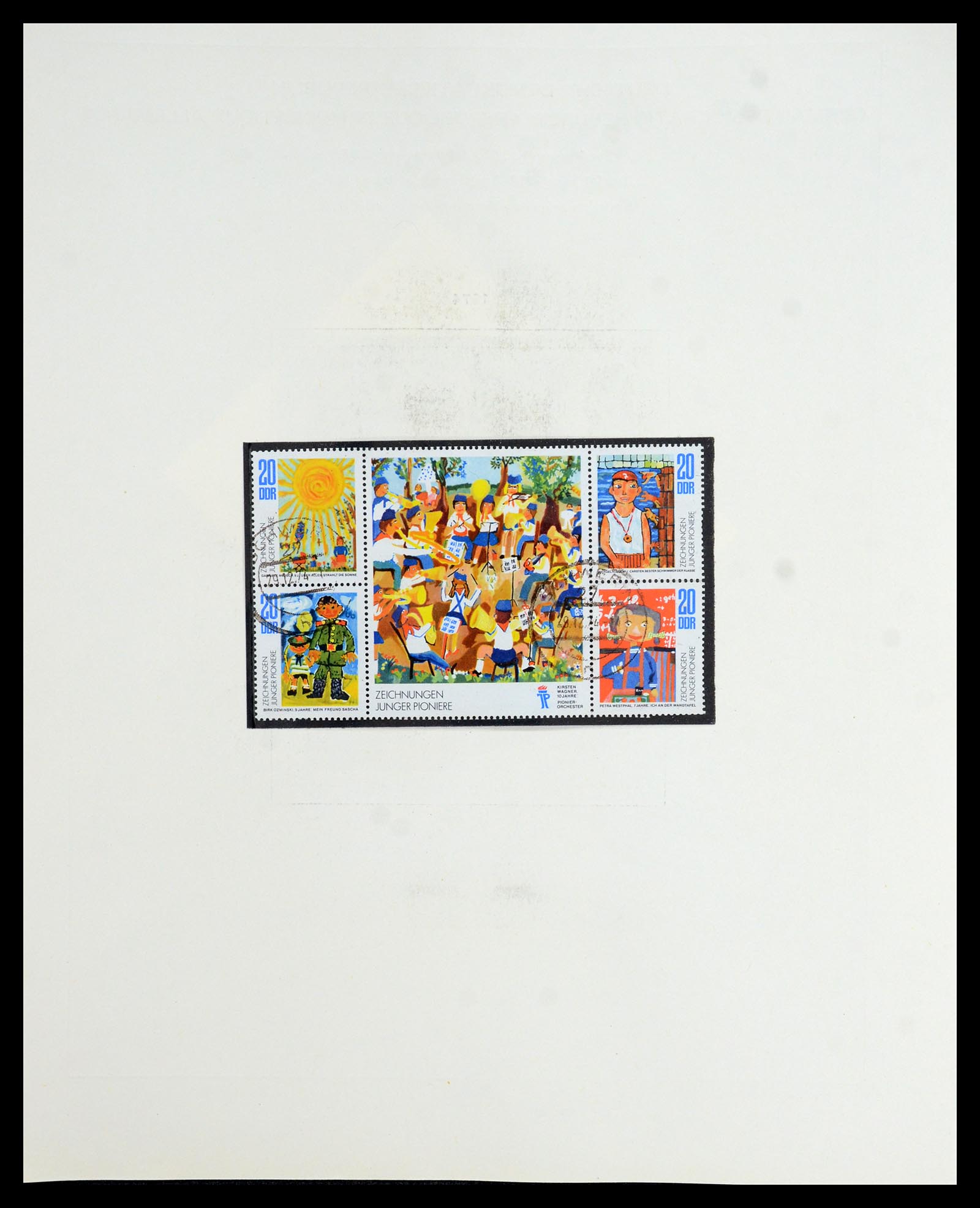 35893 216 - Postzegelverzameling 35893 Sovjet Zone en DDR 1945-1990.