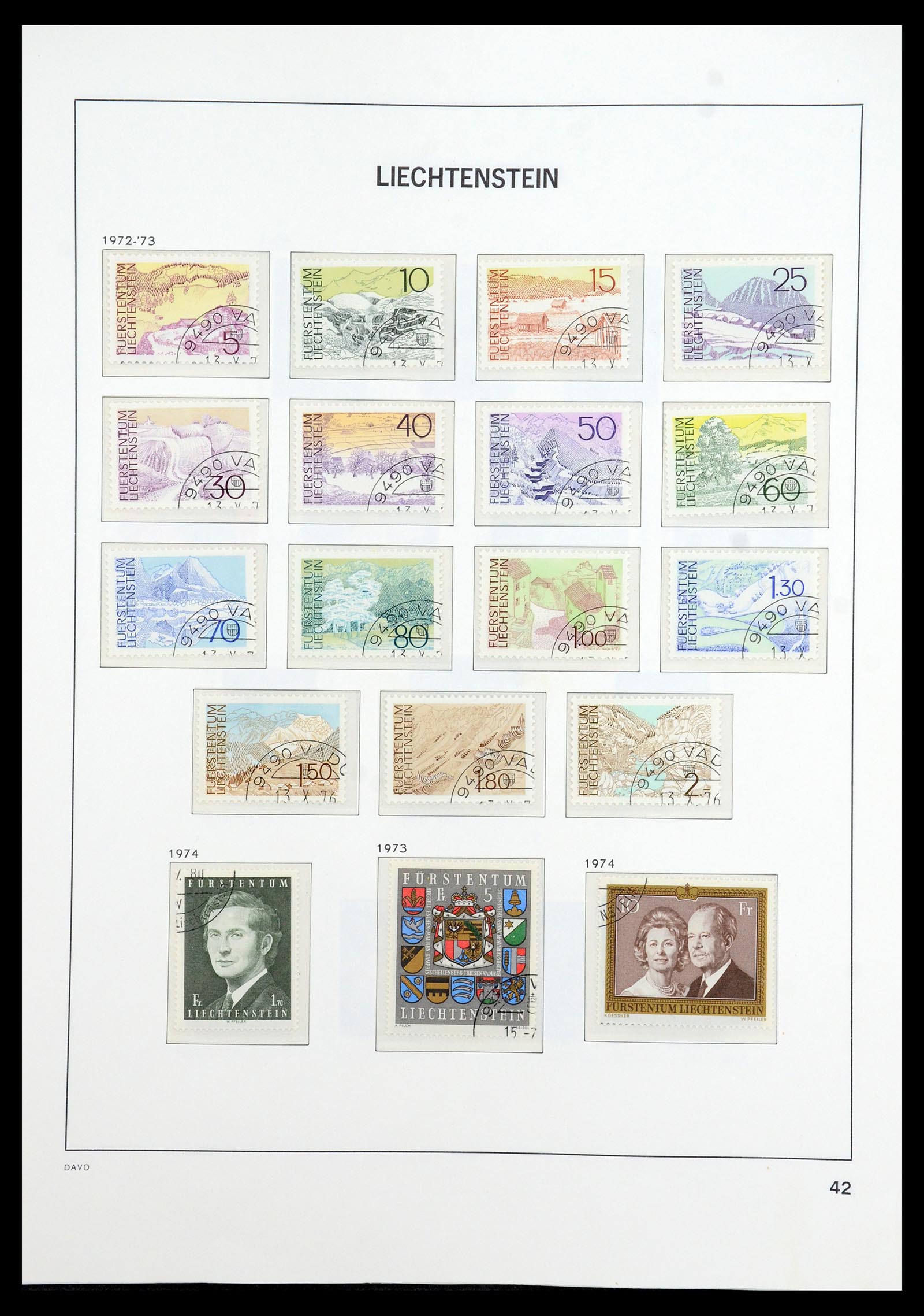 35896 043 - Stamp Collection 35896 Liechtenstein 1912-1990.