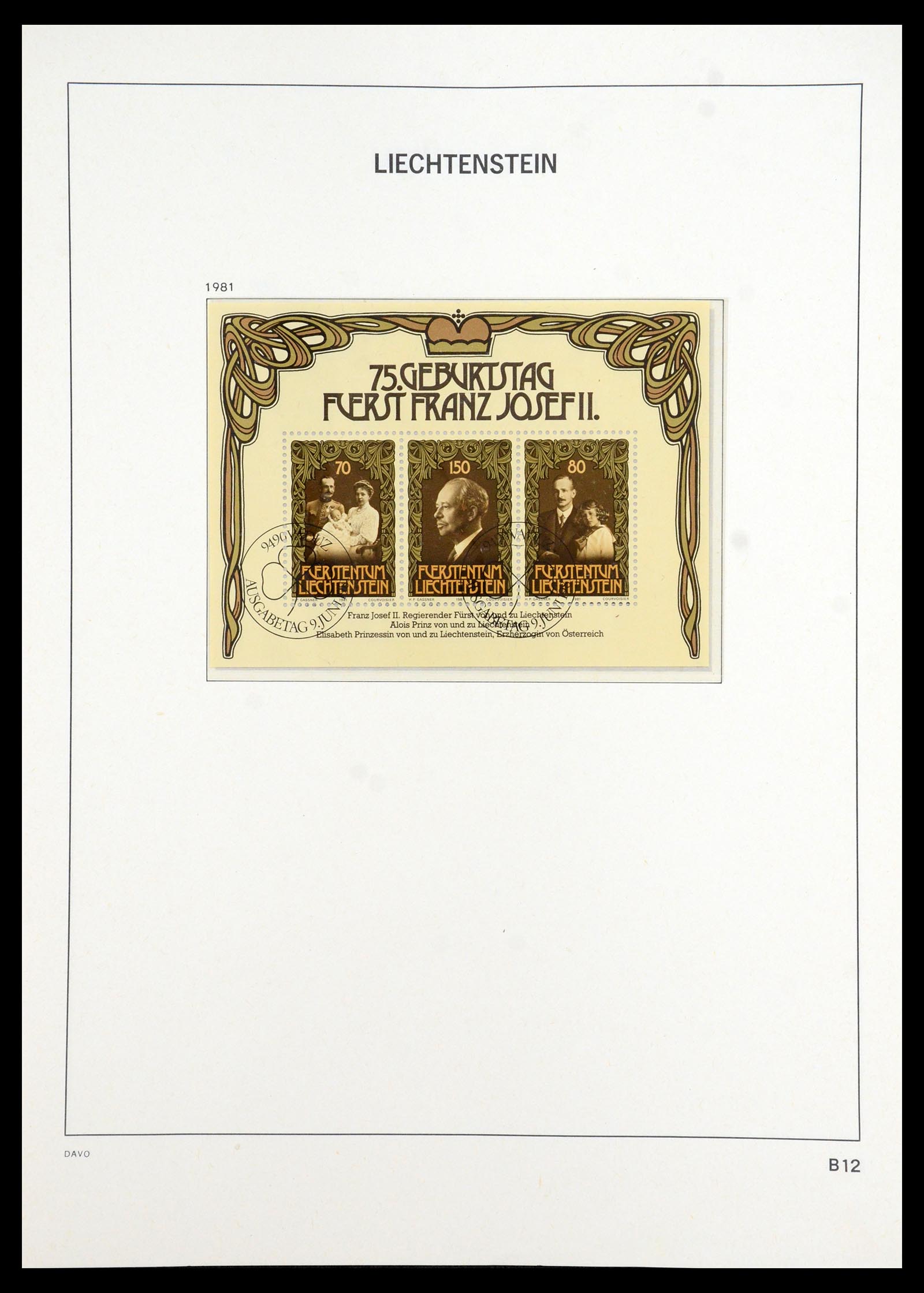 35896 096 - Stamp Collection 35896 Liechtenstein 1912-1990.