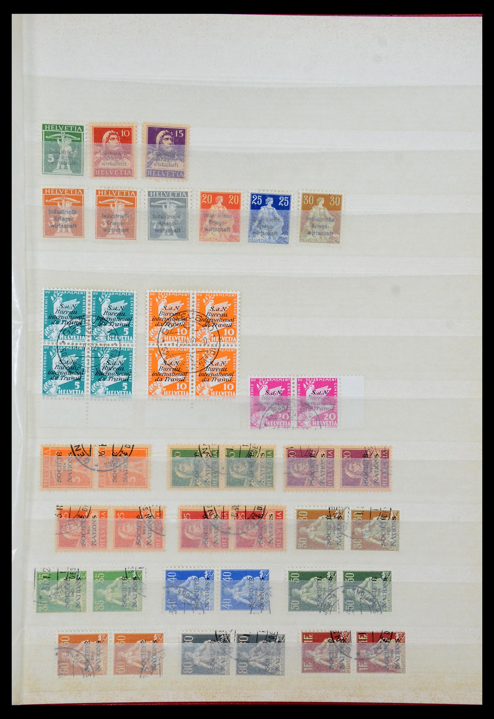 35898 007 - Postzegelverzameling 35898 Zwitserland 1900-1945.