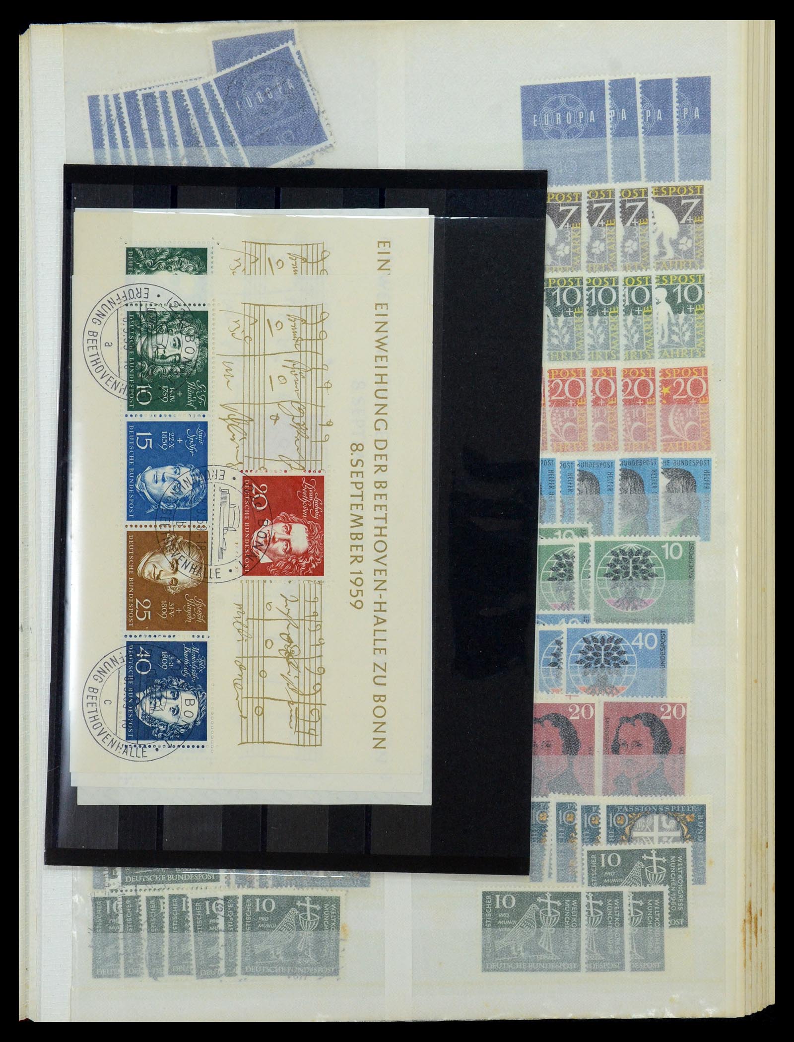 35899 023 - Postzegelverzameling 35899 Bundespost 1949-1985.