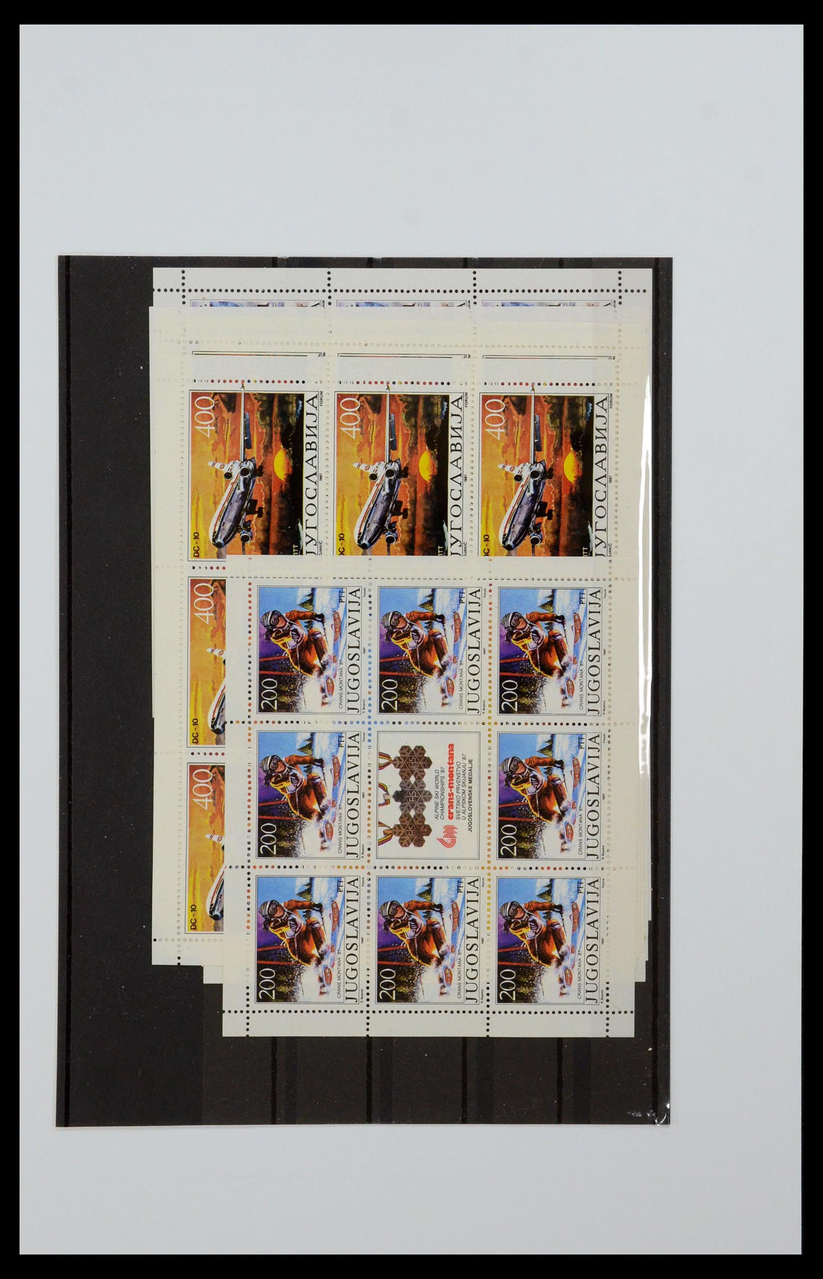35905 245 - Postzegelverzameling 35905 Joegoslavië 1918-2003.