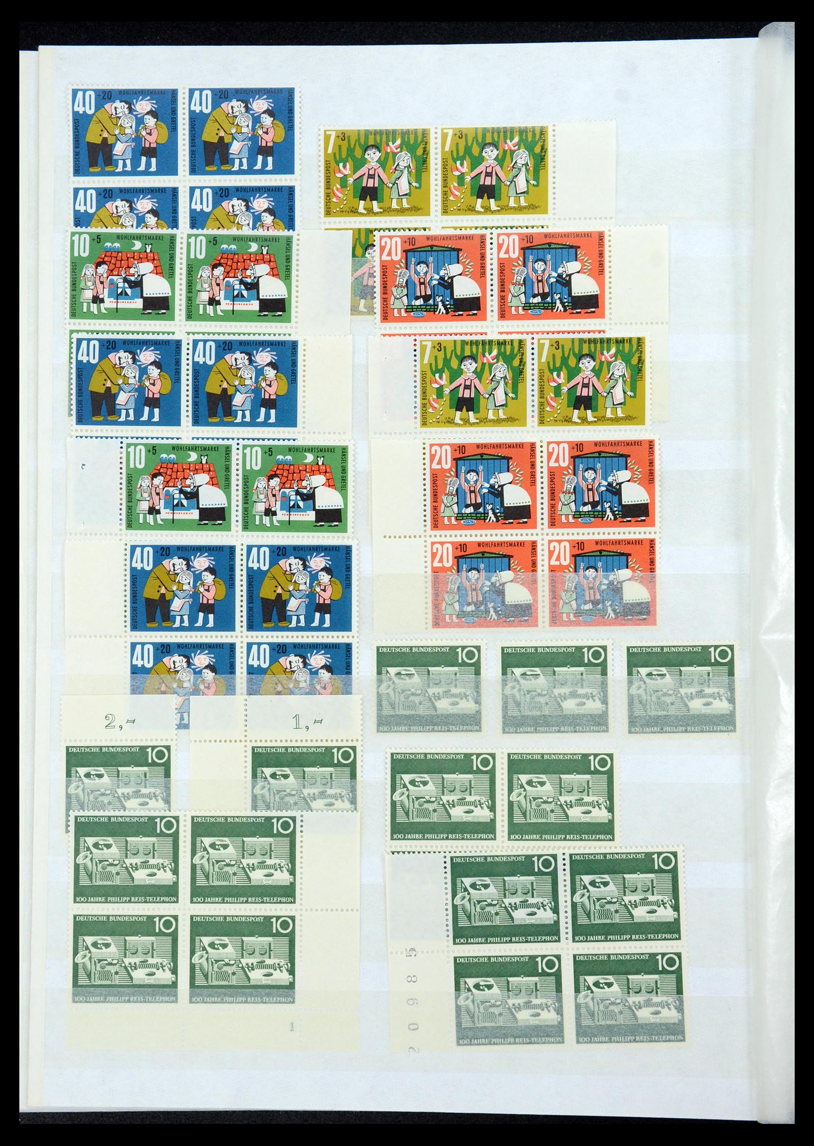 35909 061 - Stamp Collection 35909 Bundespost 1949-2000.