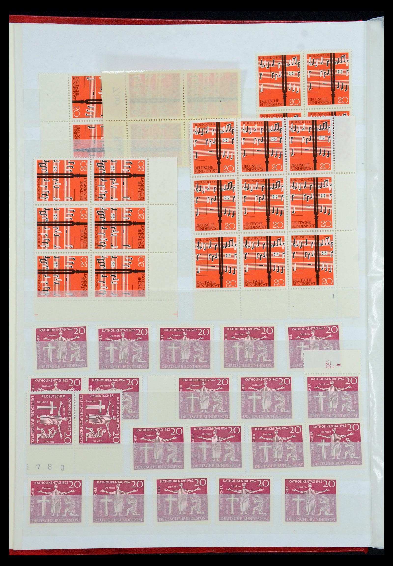 35909 066 - Stamp Collection 35909 Bundespost 1949-2000.