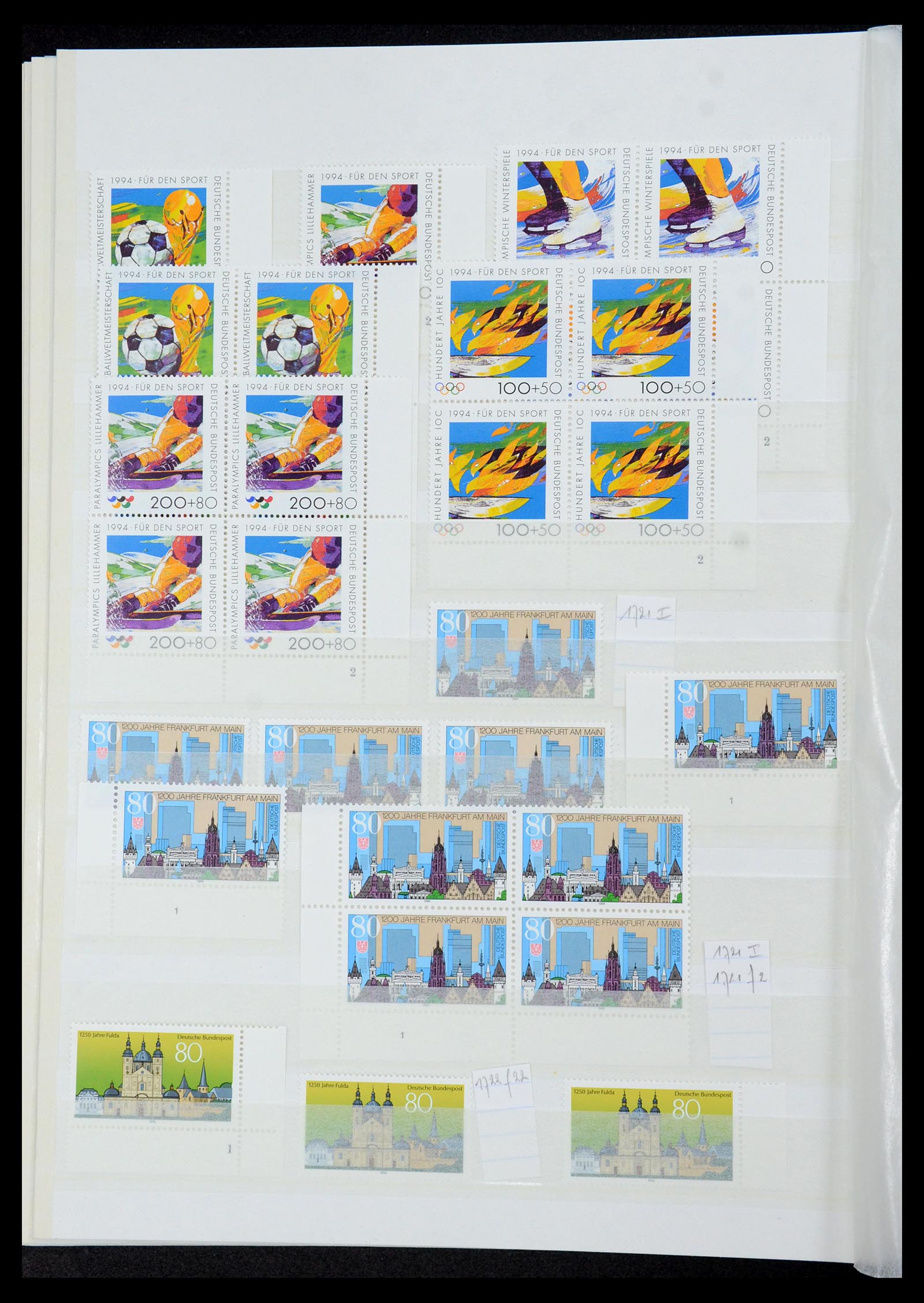 35909 376 - Stamp Collection 35909 Bundespost 1949-2000.