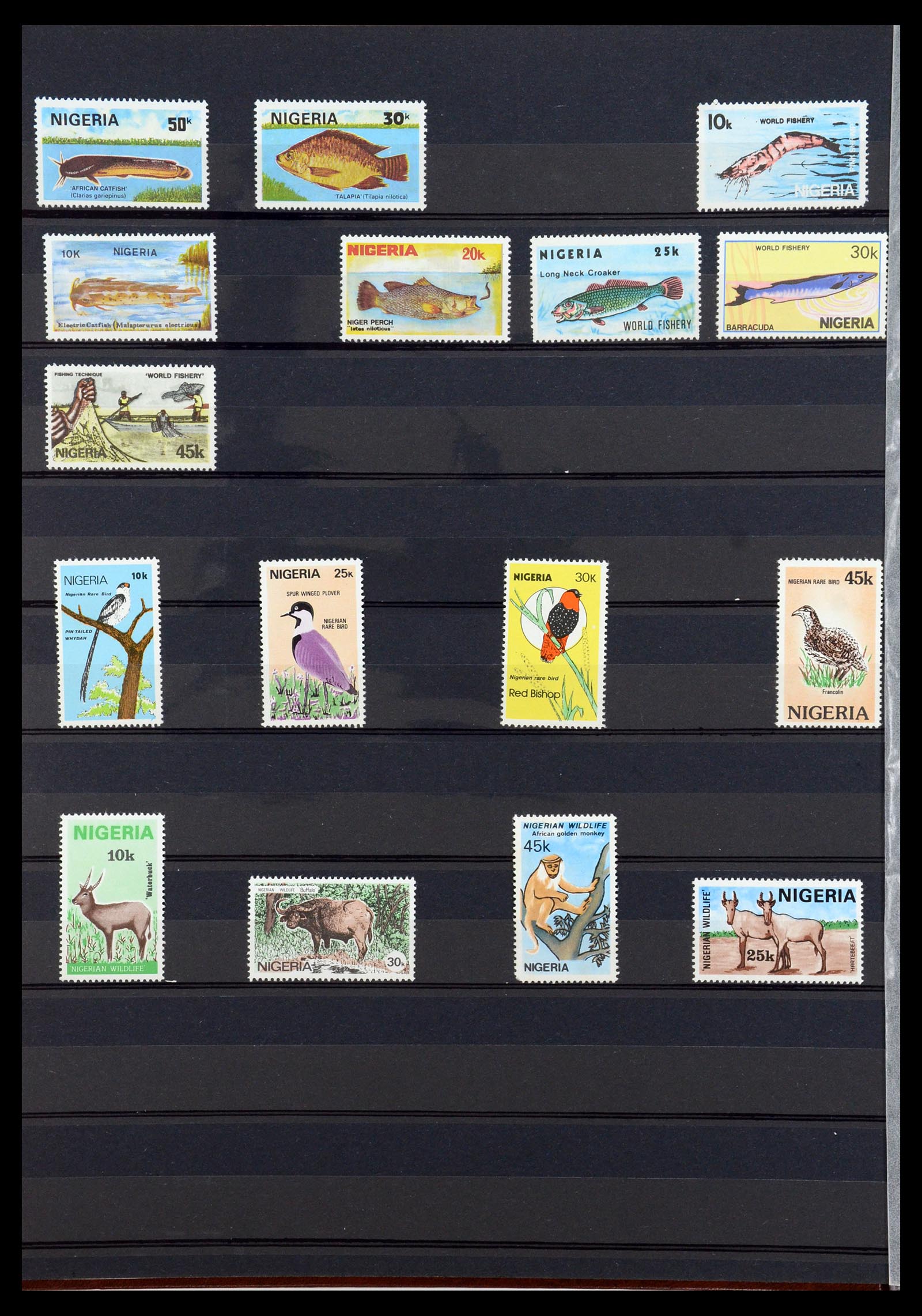 35924 015 - Postzegelverzameling 35924 Motief Dieren 1950-1993.