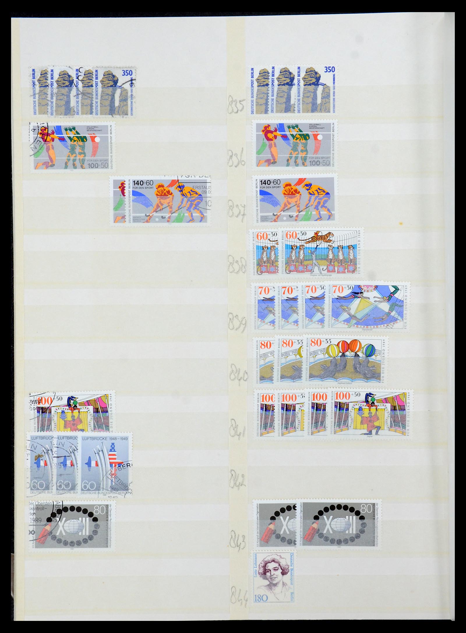 35936 074 - Postzegelverzameling 35936 Berlijn 1948-1990.