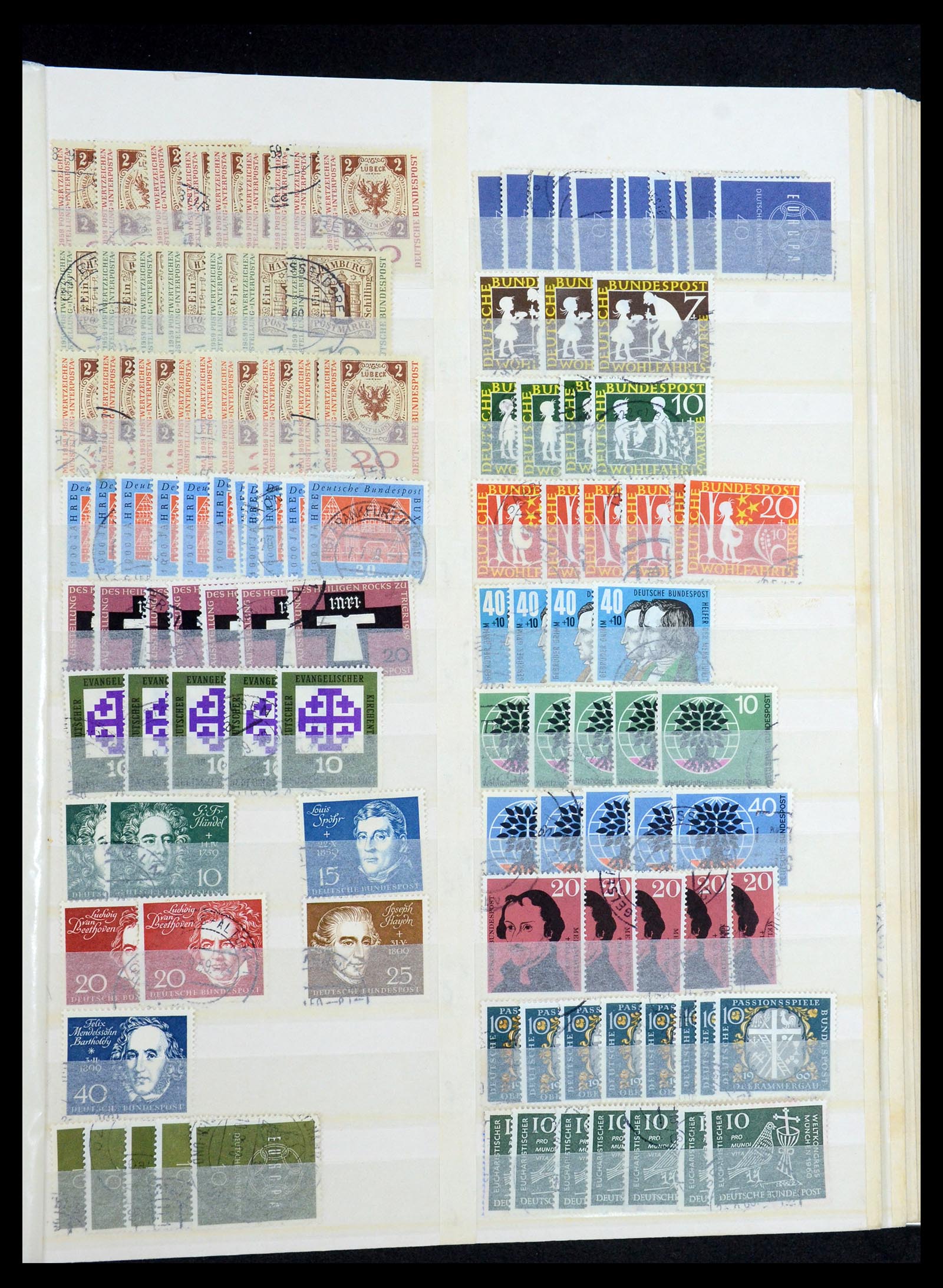 35944 011 - Postzegelverzameling 35944 Bundespost 1949-1998.