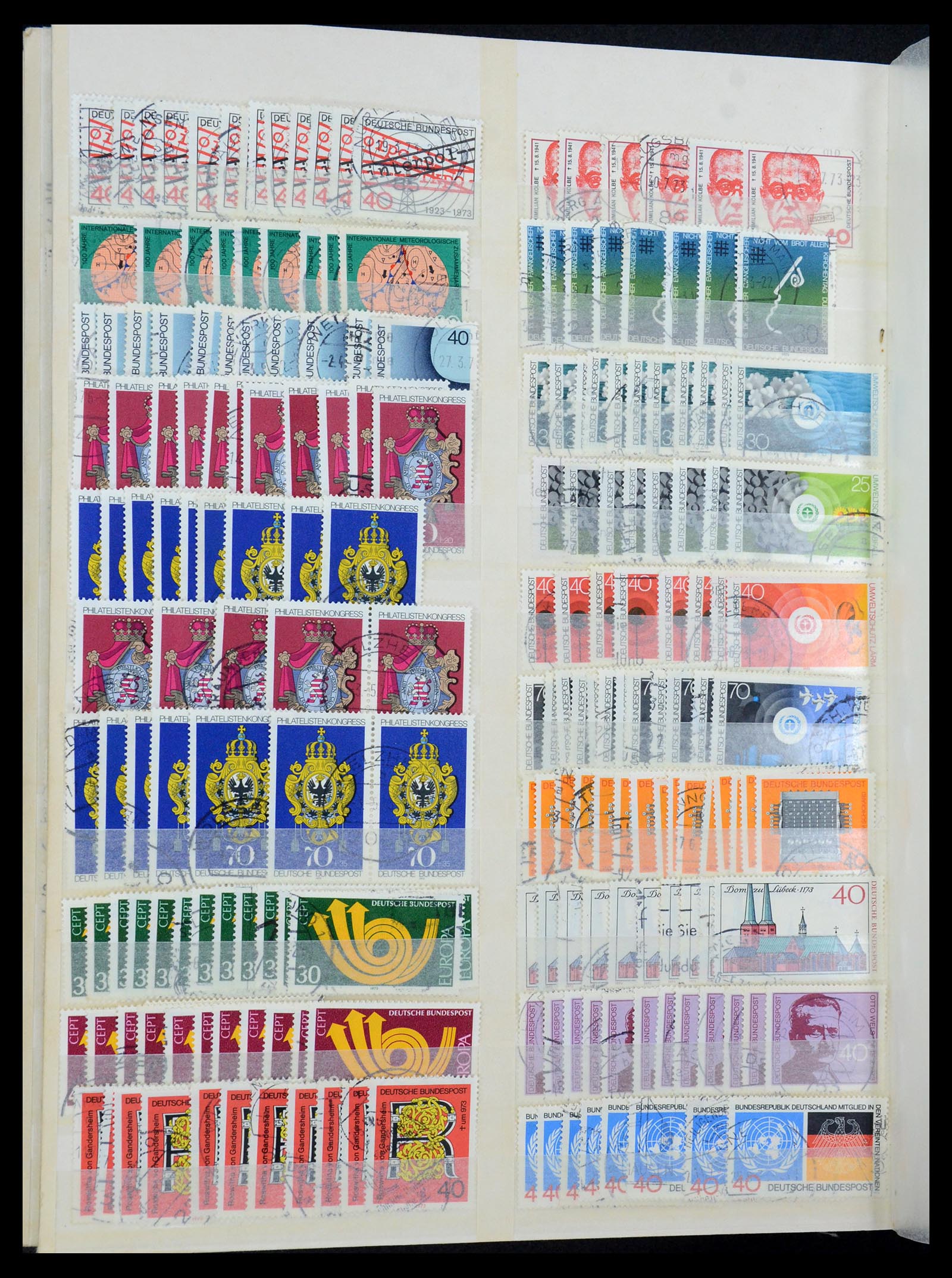 35944 034 - Postzegelverzameling 35944 Bundespost 1949-1998.