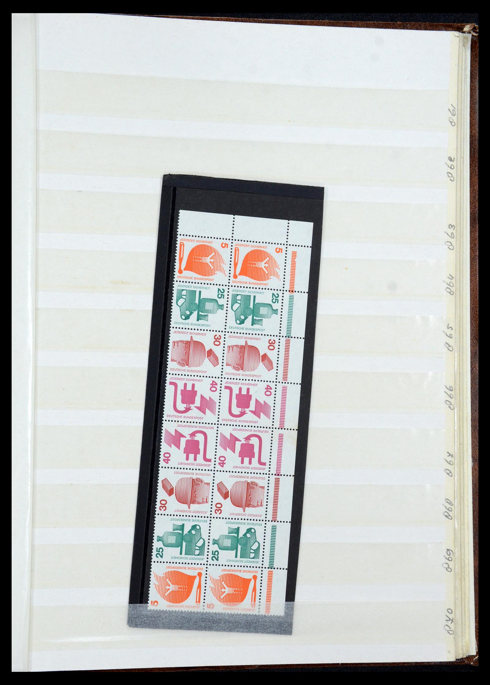 35944 093 - Postzegelverzameling 35944 Bundespost 1949-1998.