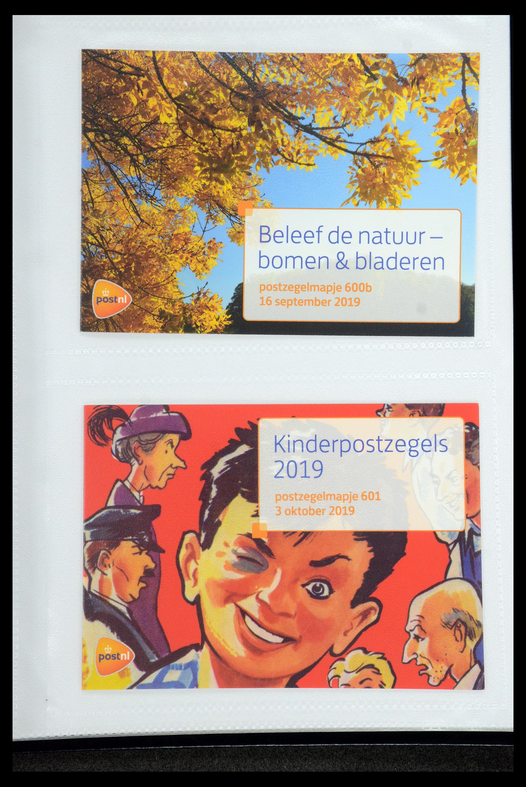 35947 363 - Postzegelverzameling 35947 Nederland PTT mapjes 1982-2019!