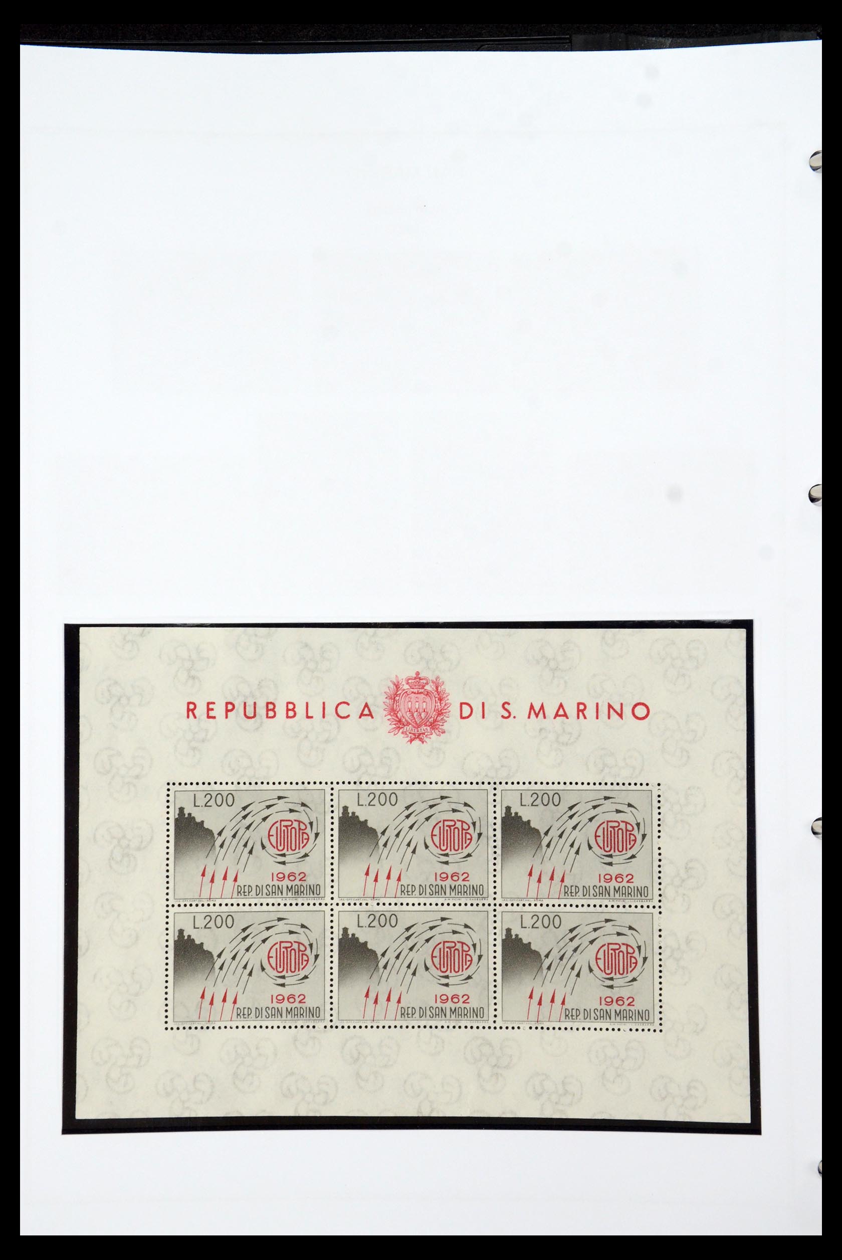 35951 039 - Postzegelverzameling 35951 San Marino 1877-2011.