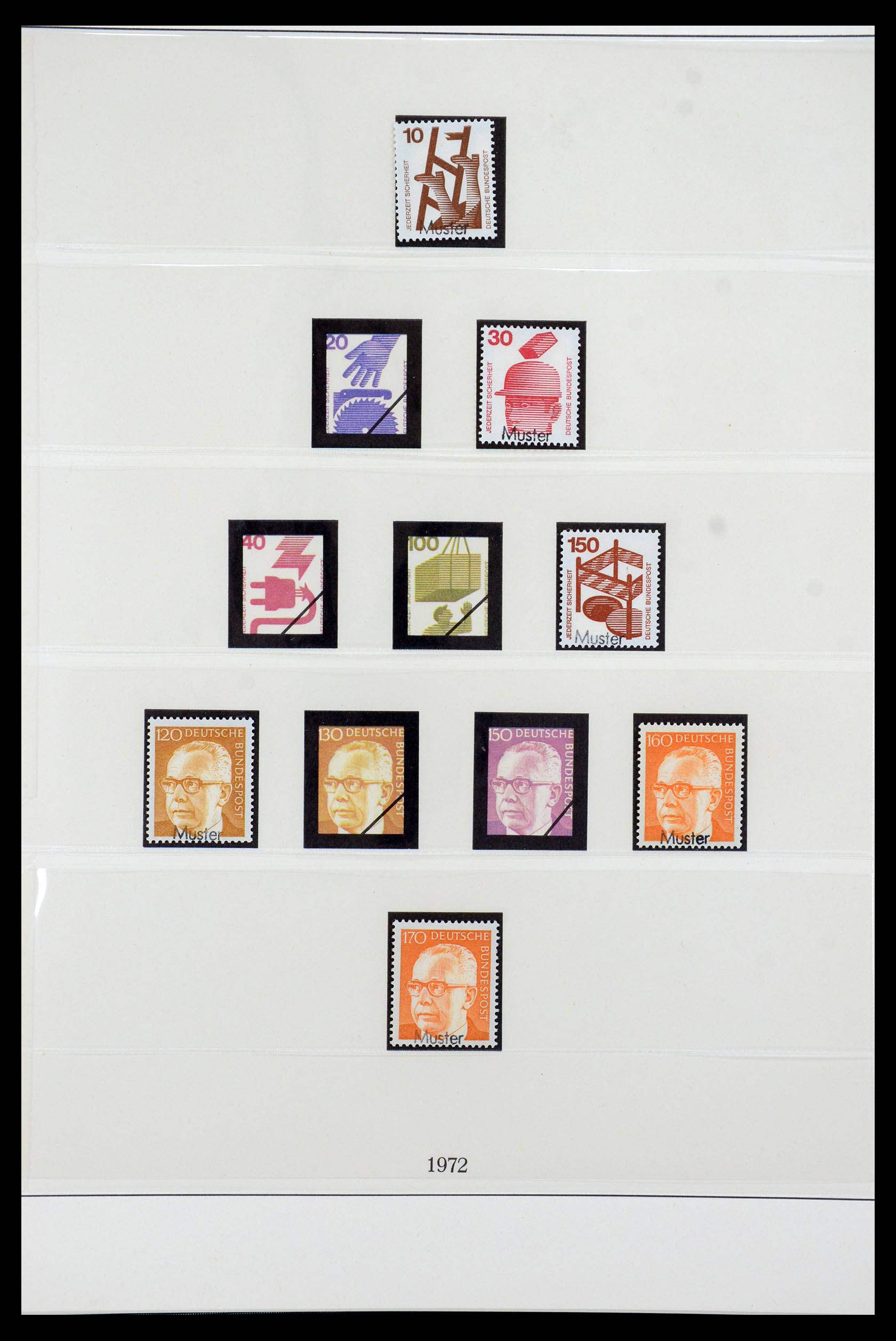 35973 053 - Postzegelverzameling 35973 Bundespost specimen 1952-2002.