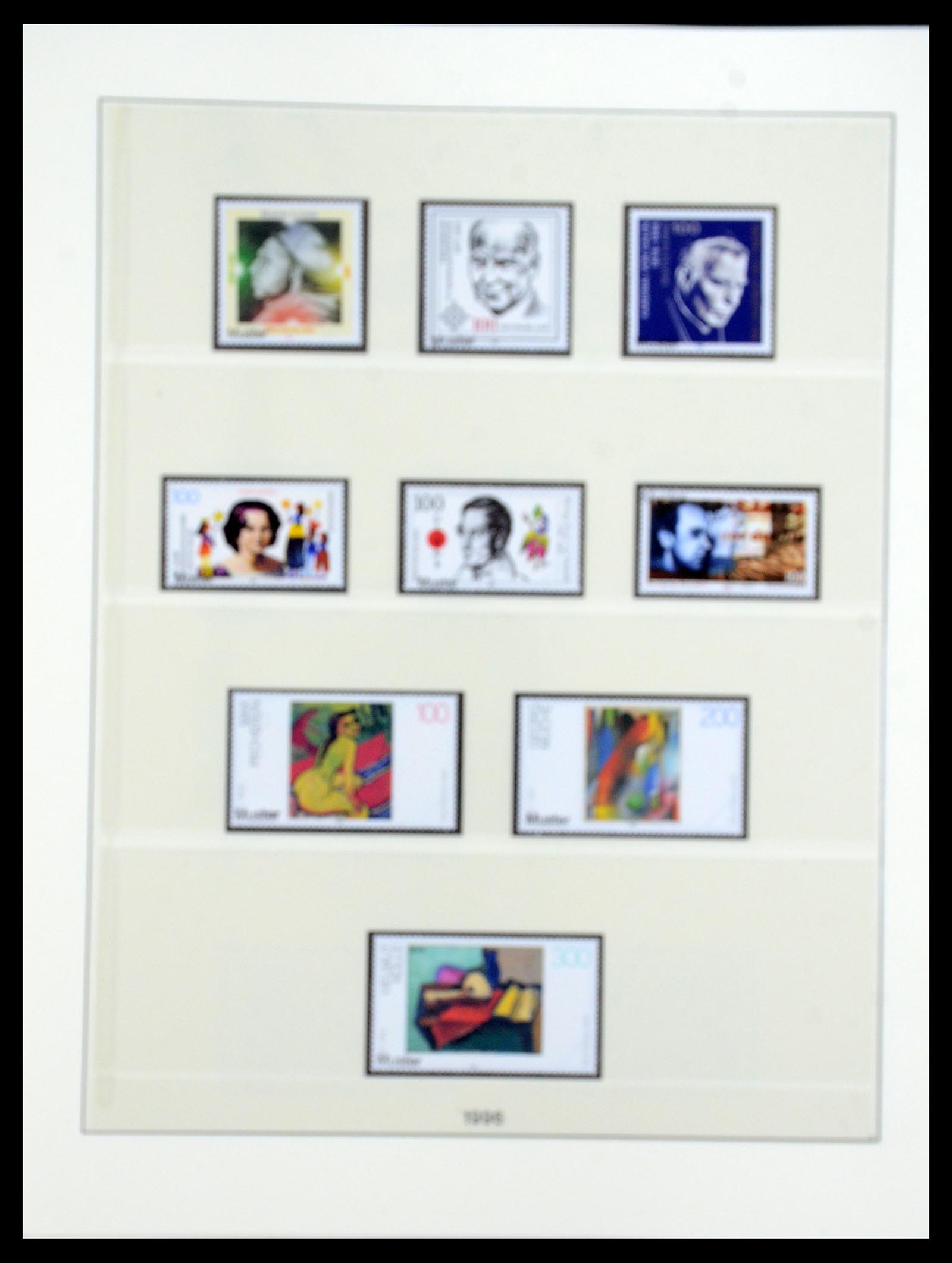 35973 182 - Postzegelverzameling 35973 Bundespost specimen 1952-2002.