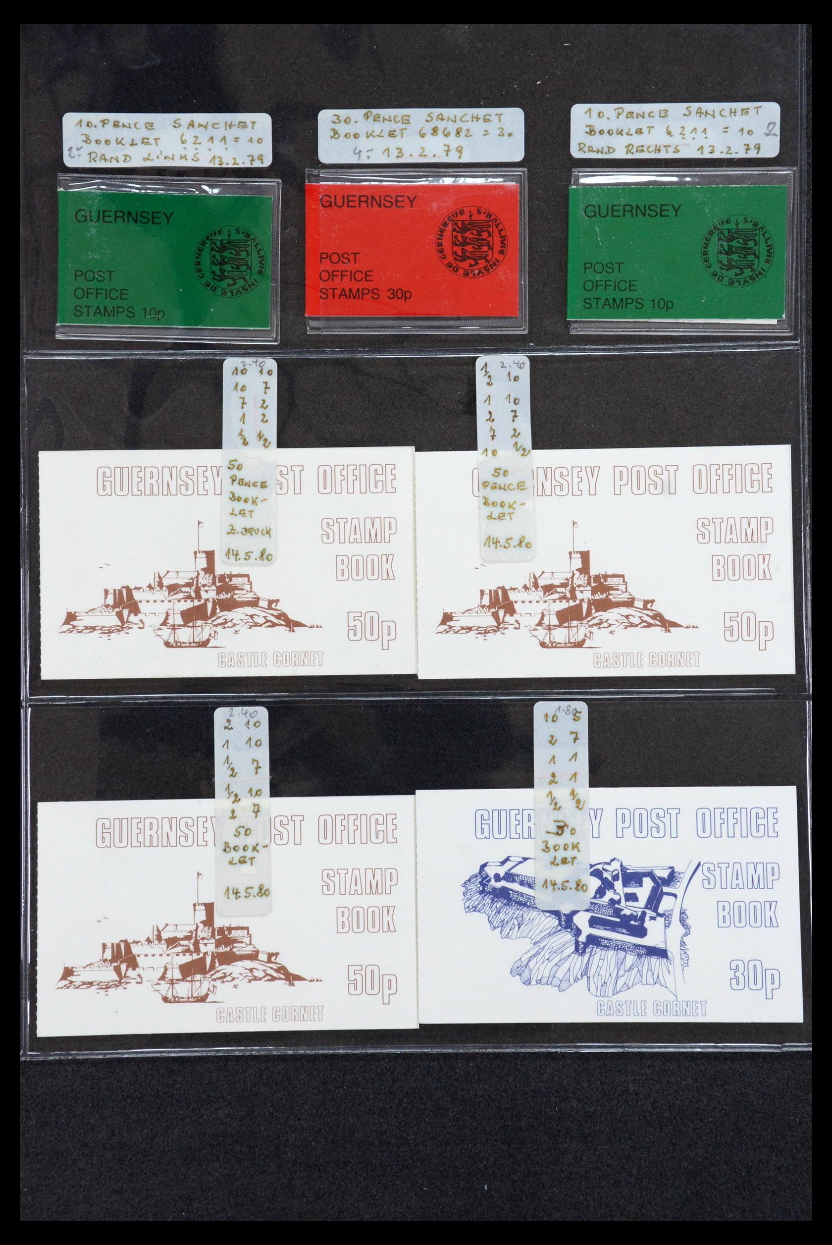 35976 004 - Postzegelverzameling 35976 Guernsey en Alderney postzegelboekjes 1969