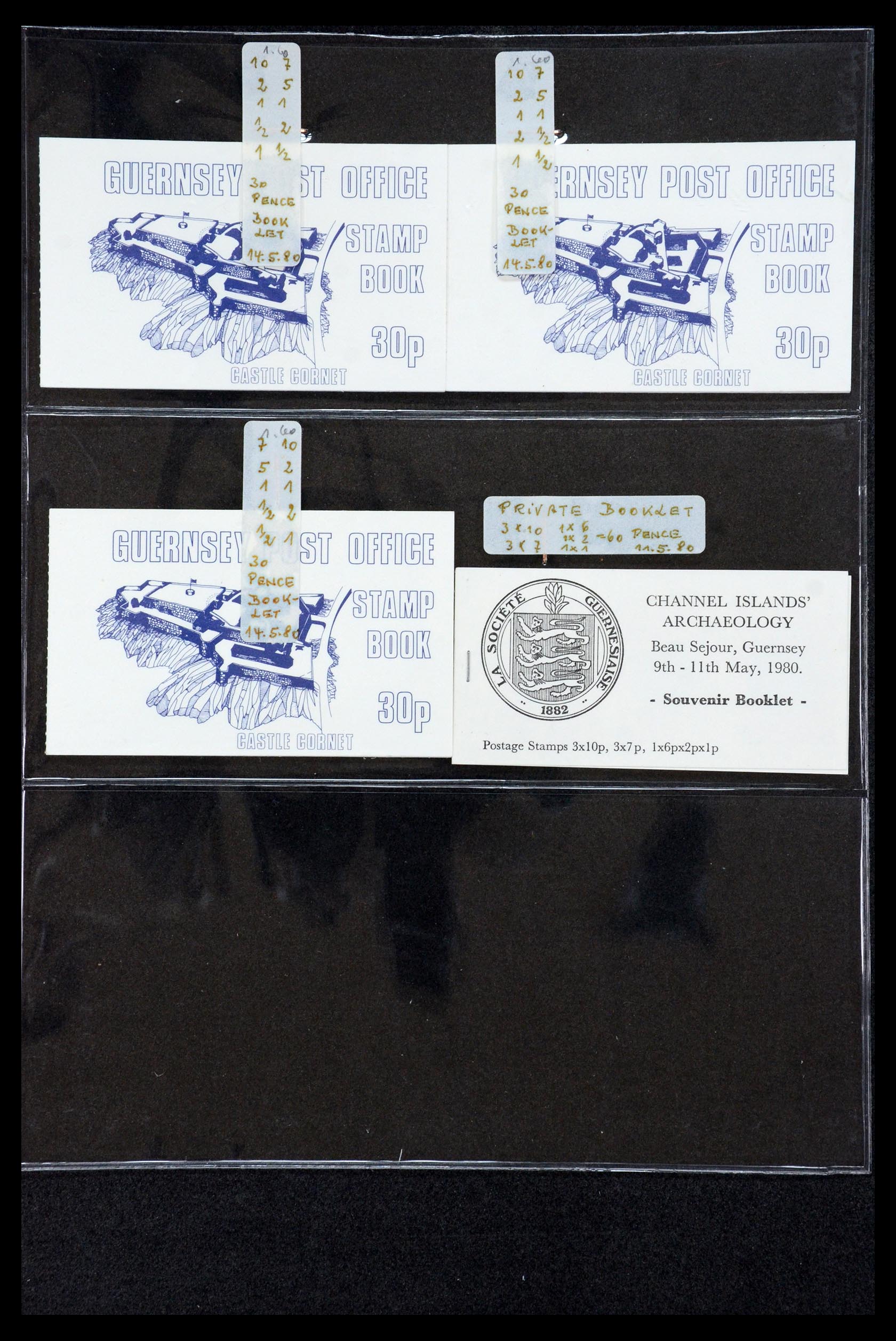 35976 005 - Postzegelverzameling 35976 Guernsey en Alderney postzegelboekjes 1969