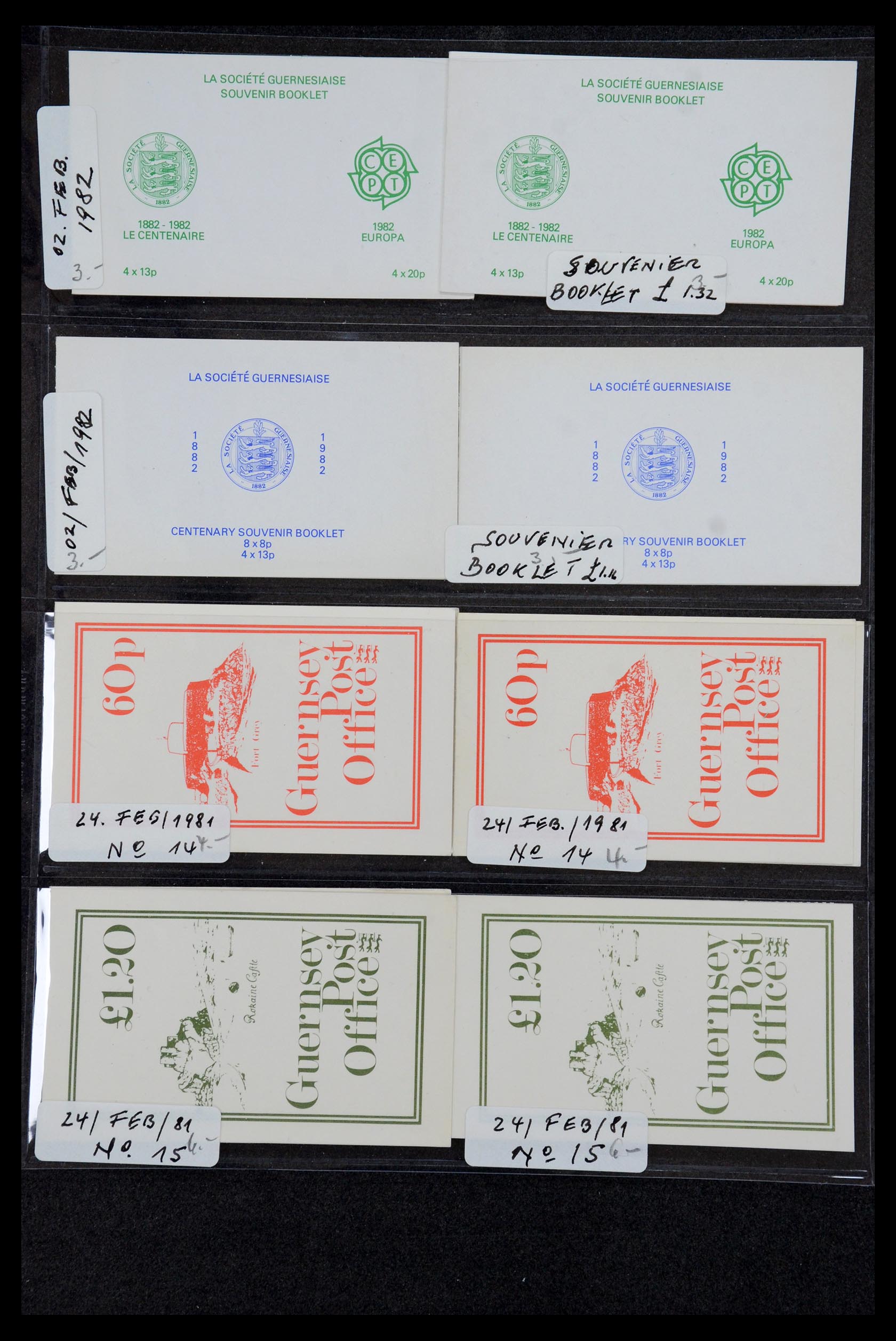 35976 012 - Postzegelverzameling 35976 Guernsey en Alderney postzegelboekjes 1969