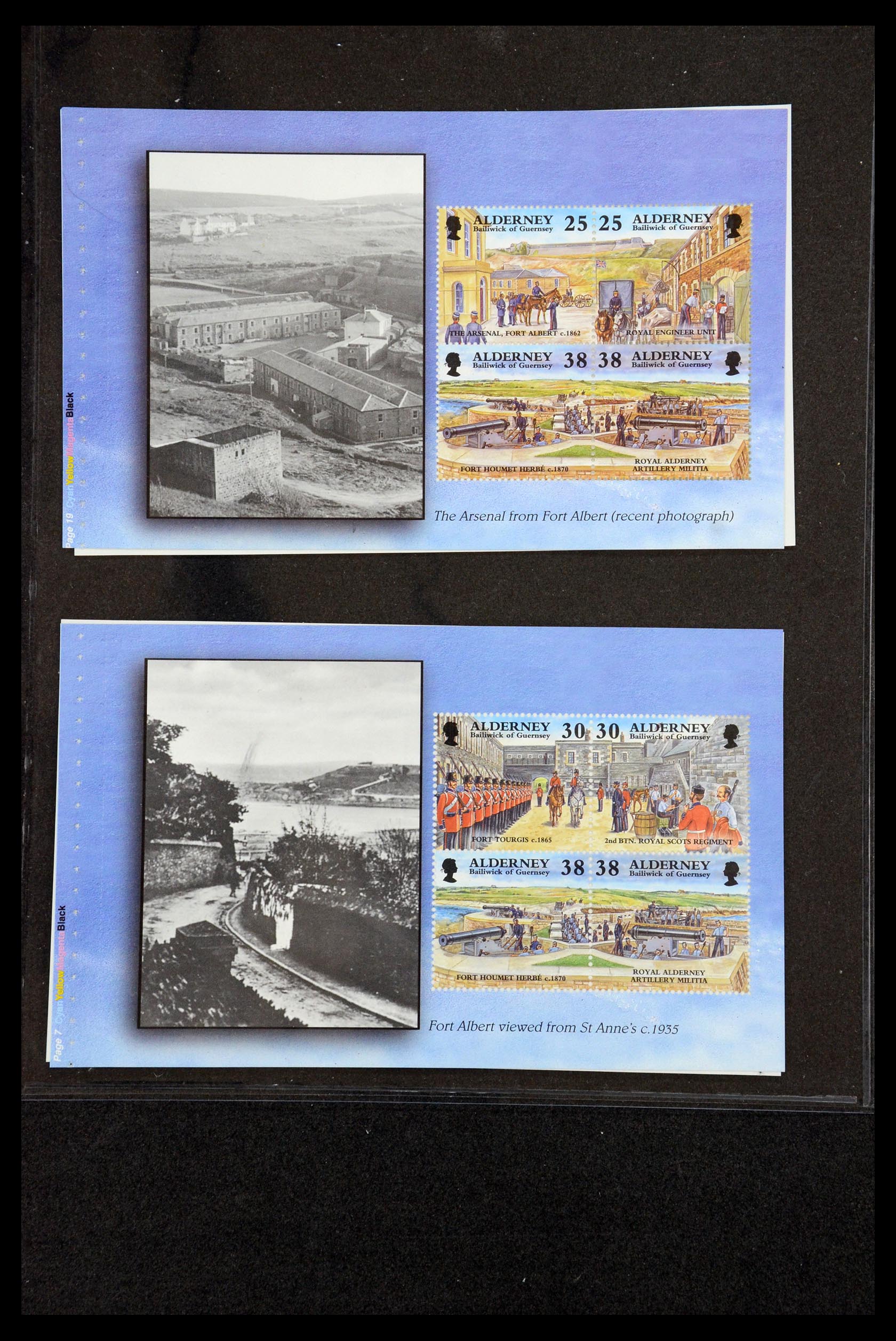 35976 022 - Postzegelverzameling 35976 Guernsey en Alderney postzegelboekjes 1969