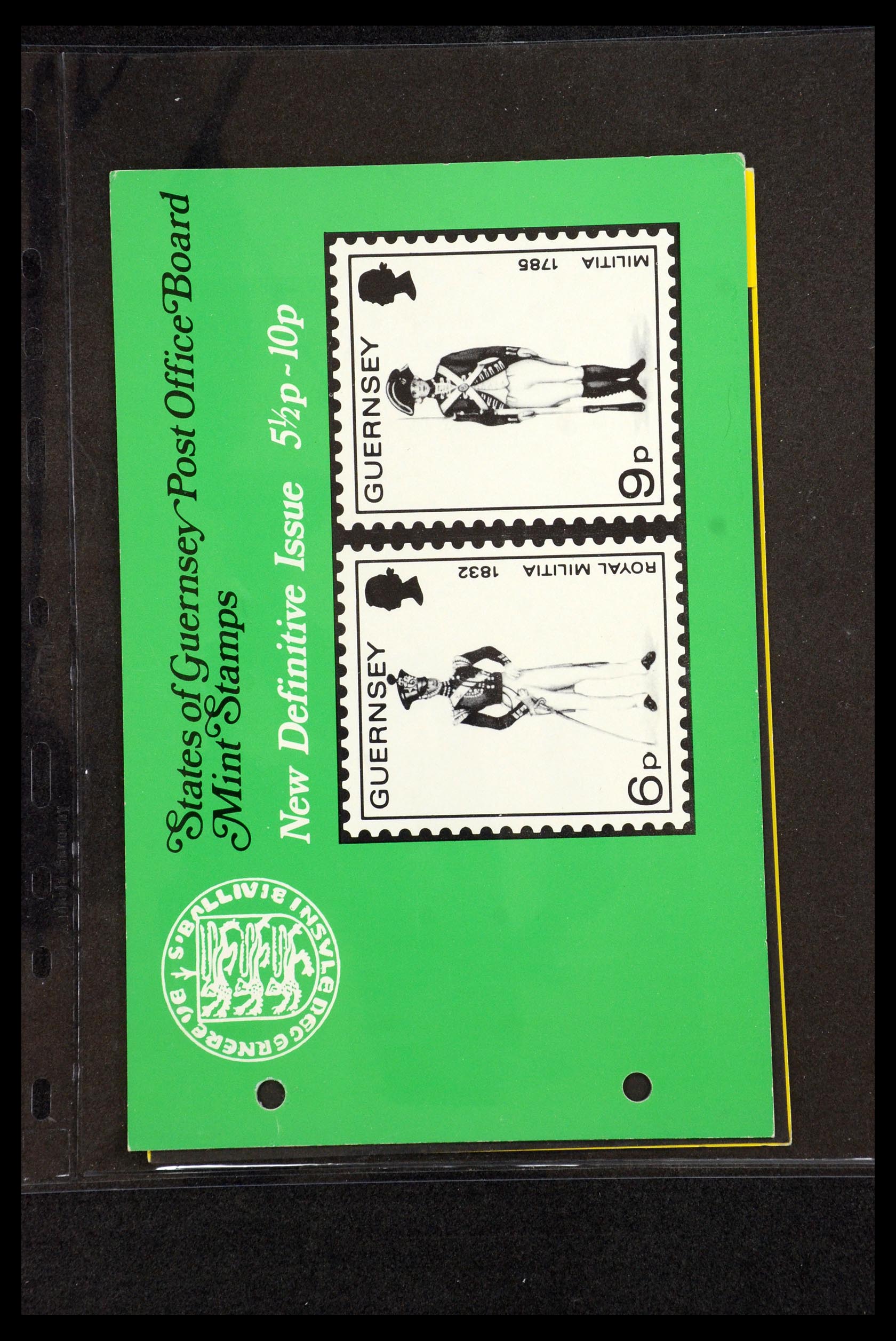 35976 025 - Postzegelverzameling 35976 Guernsey en Alderney postzegelboekjes 1969