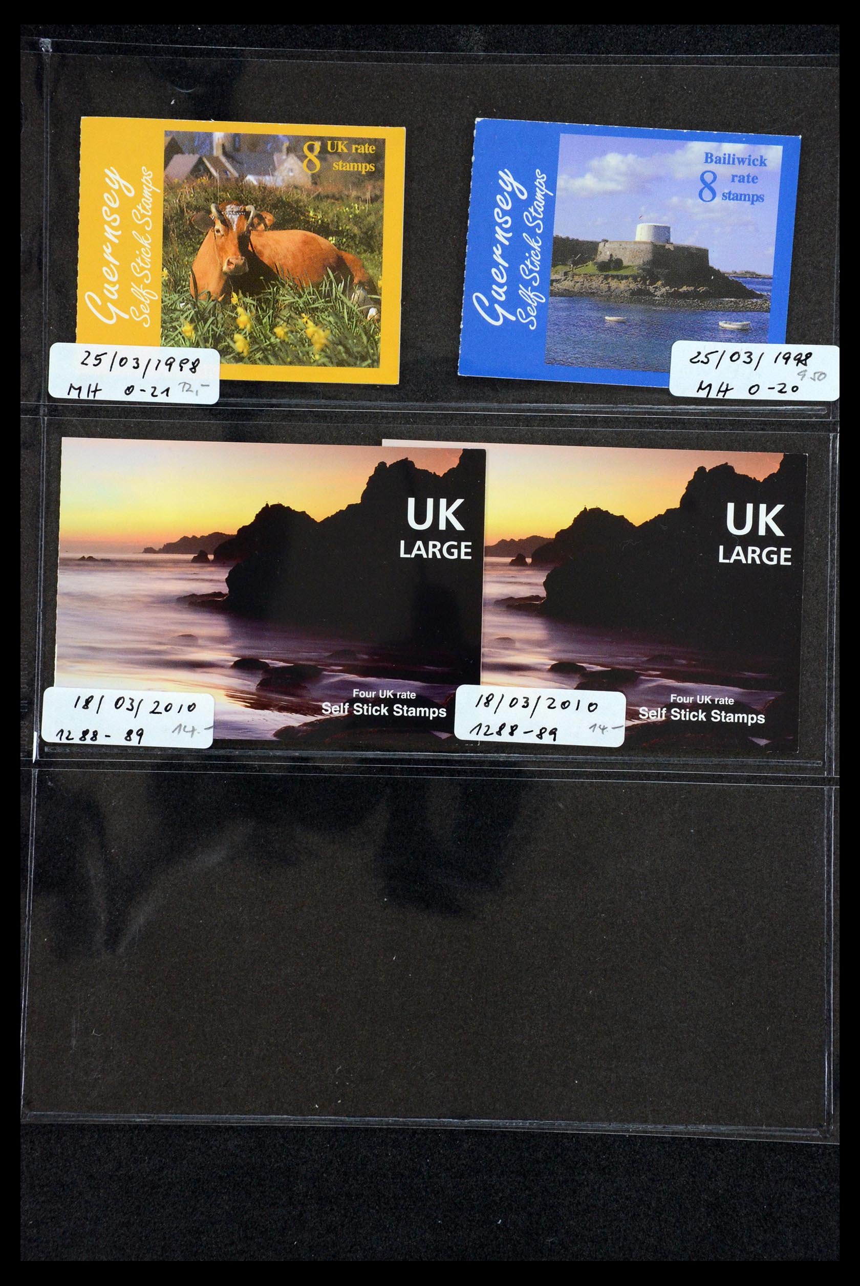 35976 054 - Postzegelverzameling 35976 Guernsey en Alderney postzegelboekjes 1969