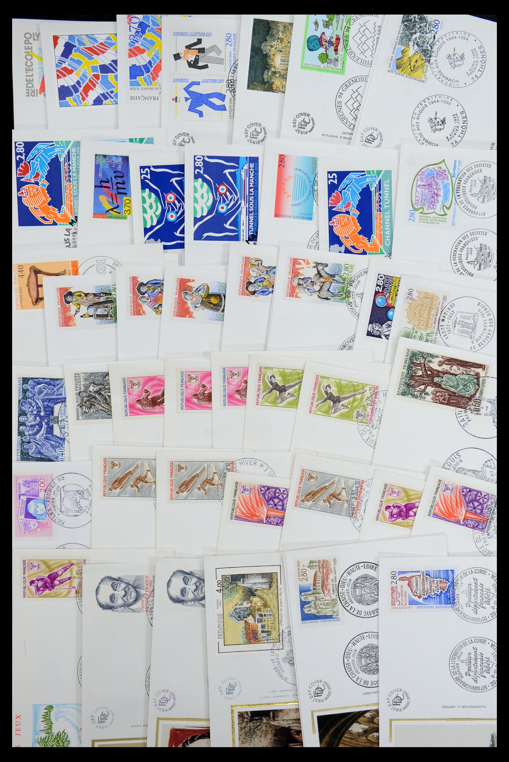 35984 010 - Postzegelverzameling 35984 Frankrijk postwaardestukken en FDC's 1893-