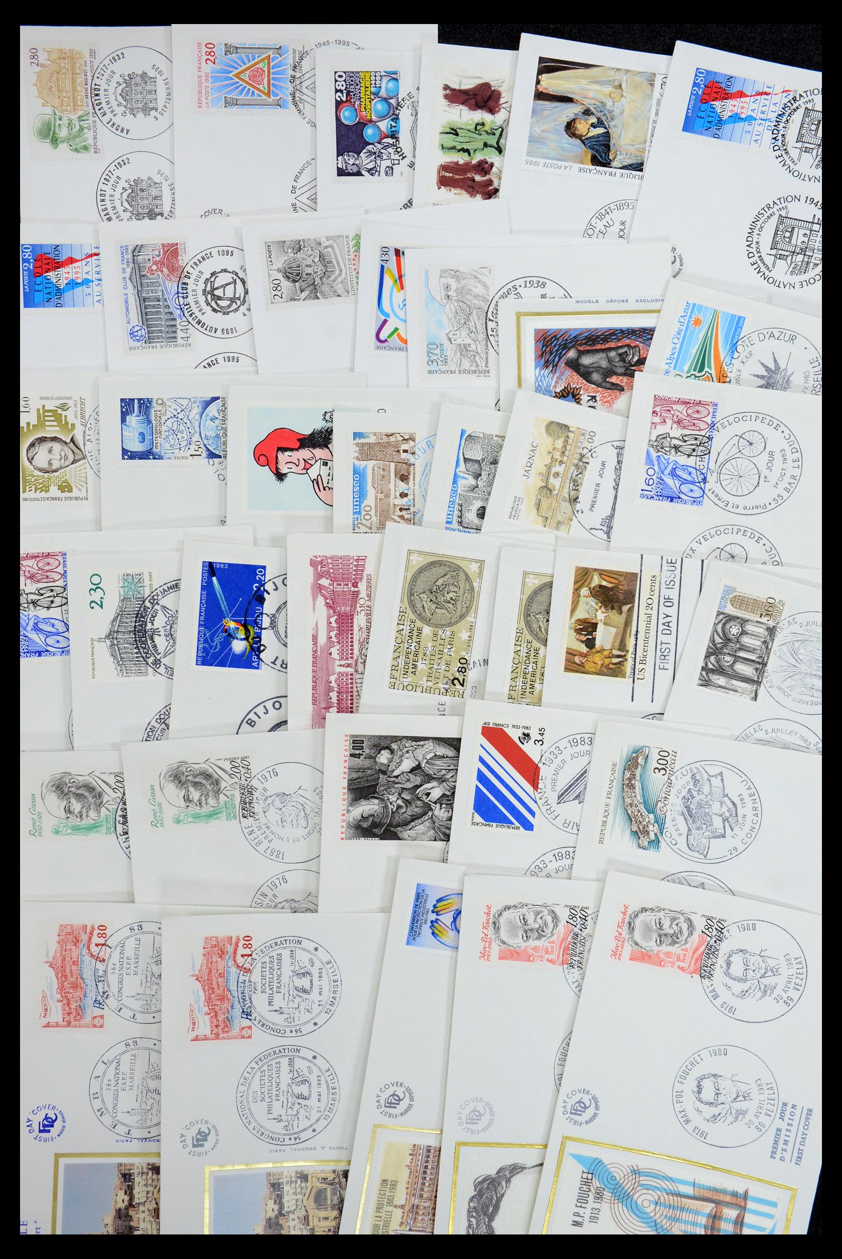 35984 011 - Postzegelverzameling 35984 Frankrijk postwaardestukken en FDC's 1893-