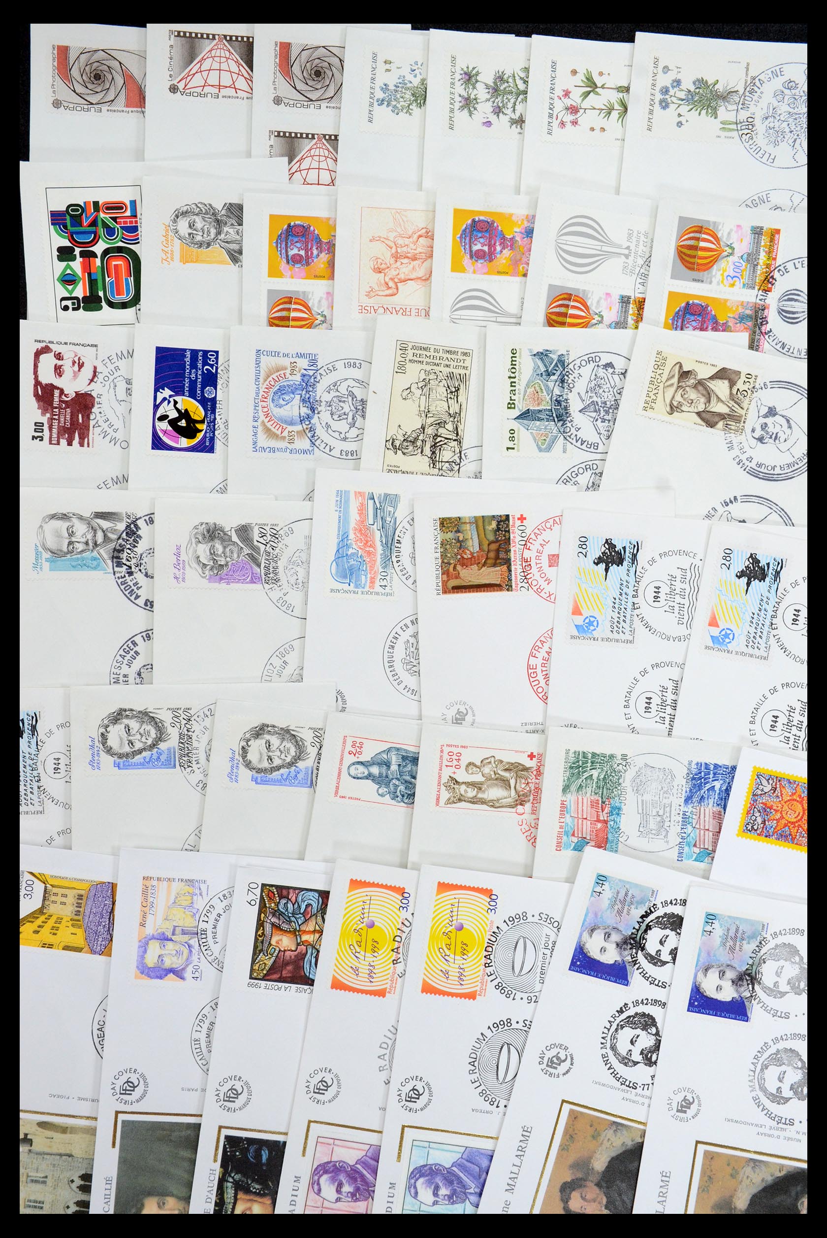 35984 012 - Postzegelverzameling 35984 Frankrijk postwaardestukken en FDC's 1893-