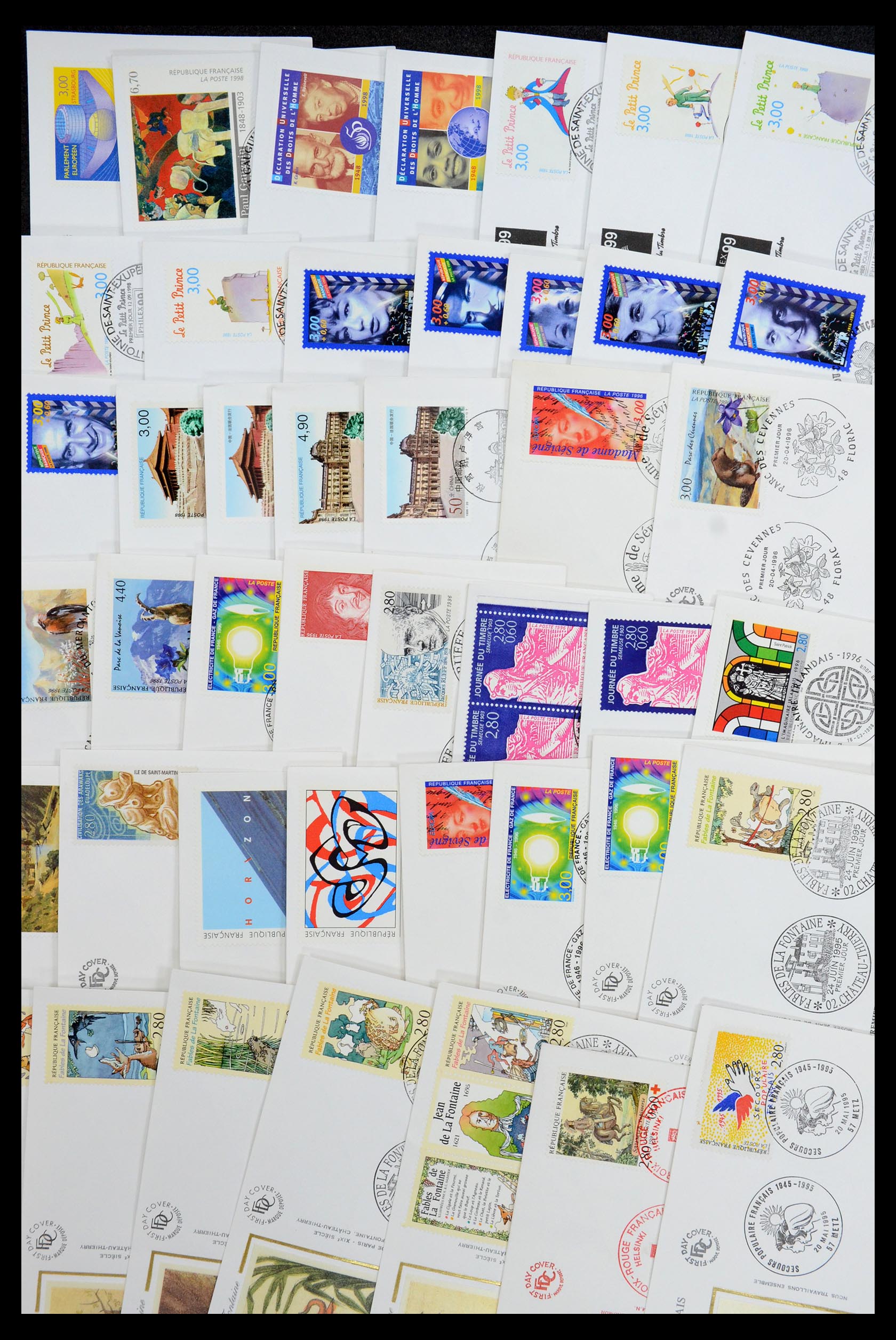35984 014 - Postzegelverzameling 35984 Frankrijk postwaardestukken en FDC's 1893-
