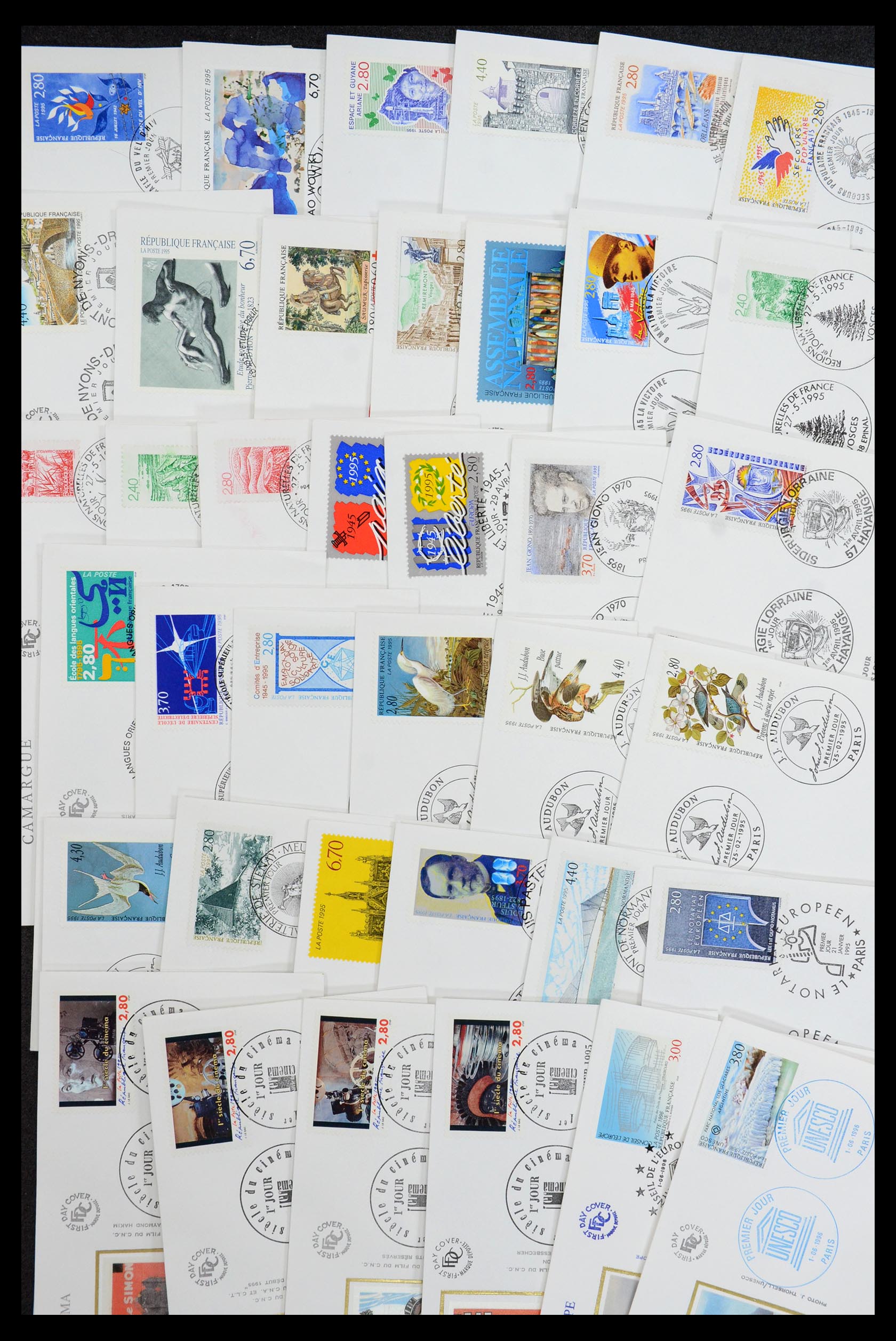 35984 015 - Postzegelverzameling 35984 Frankrijk postwaardestukken en FDC's 1893-