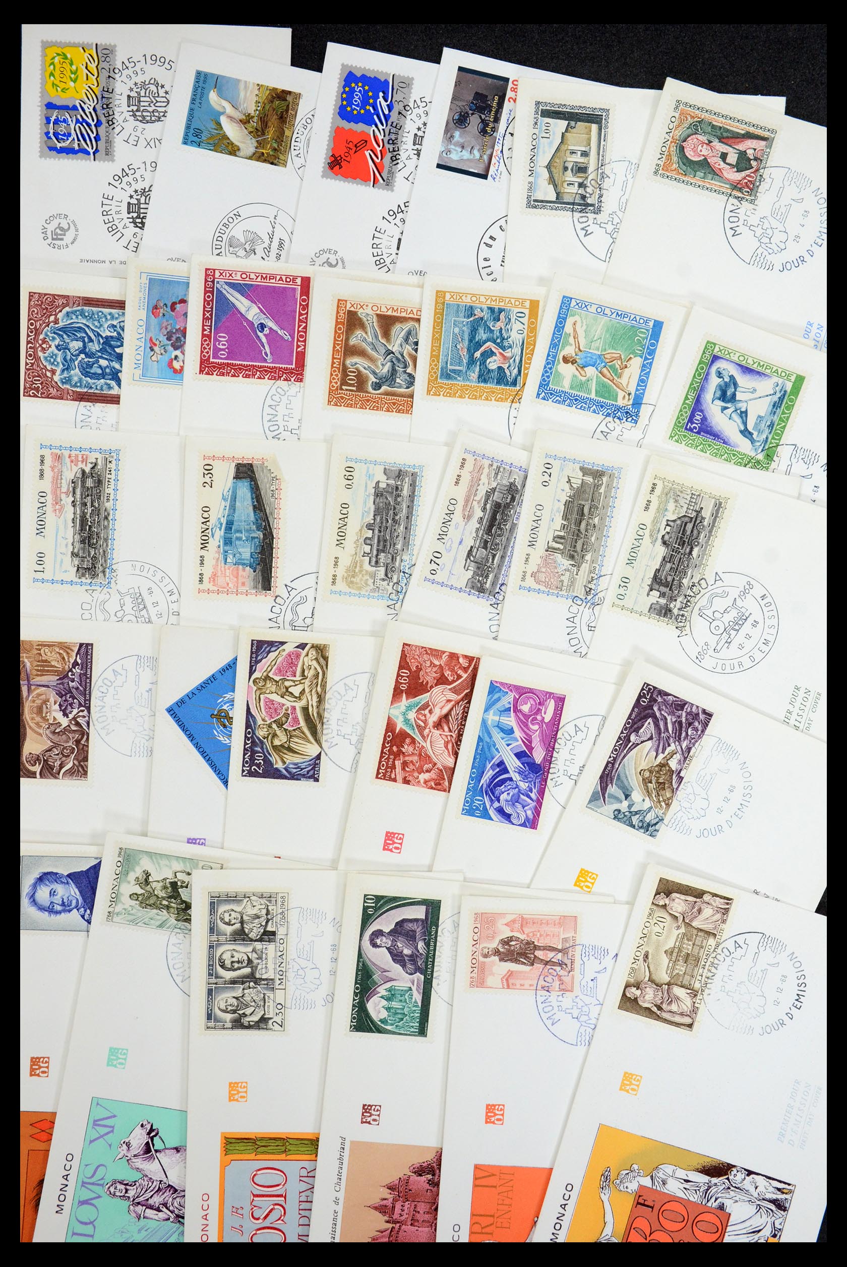 35984 020 - Postzegelverzameling 35984 Frankrijk postwaardestukken en FDC's 1893-