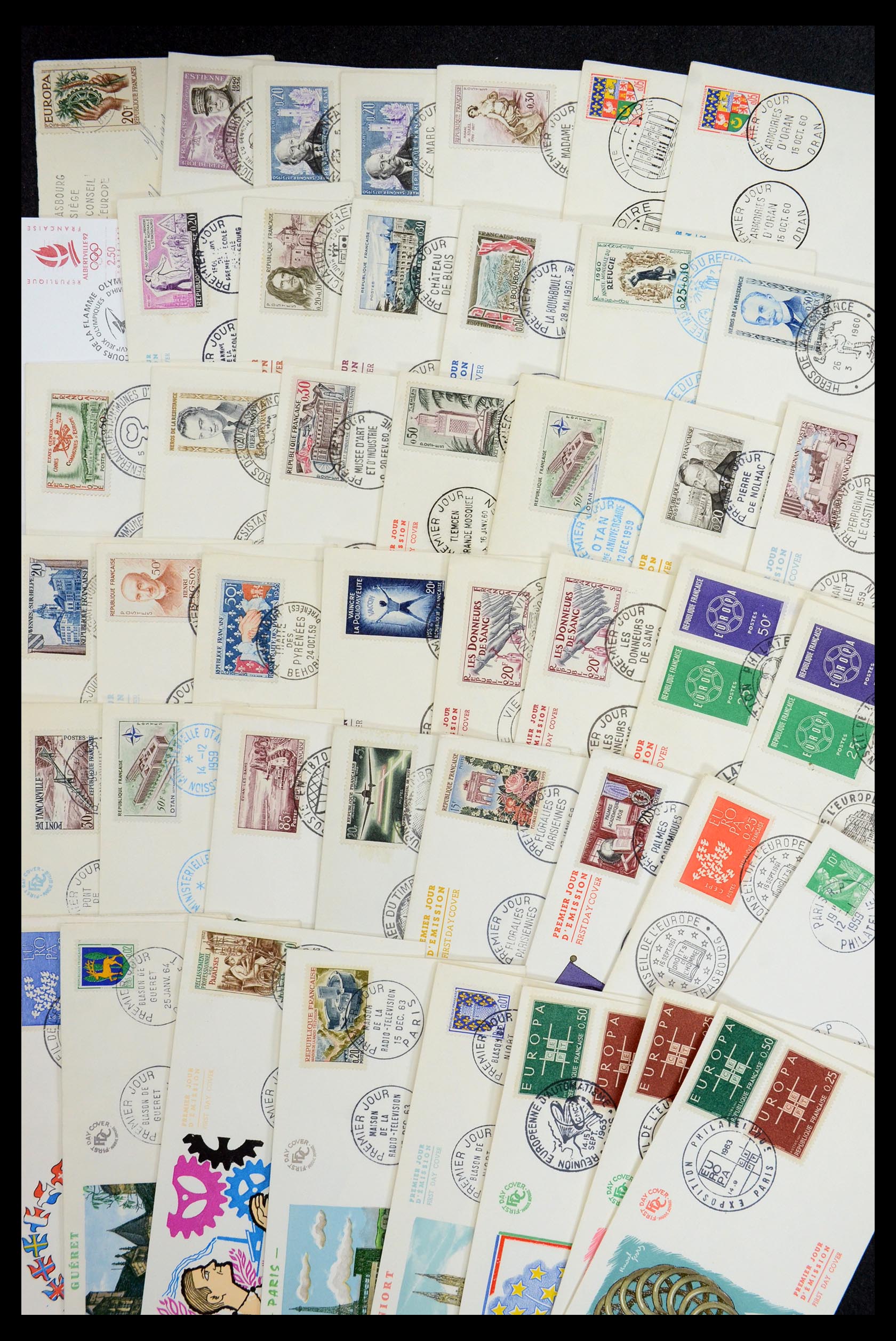 35984 040 - Stamp collection 35984 France postal stationeries and FDC's 1893-2002.