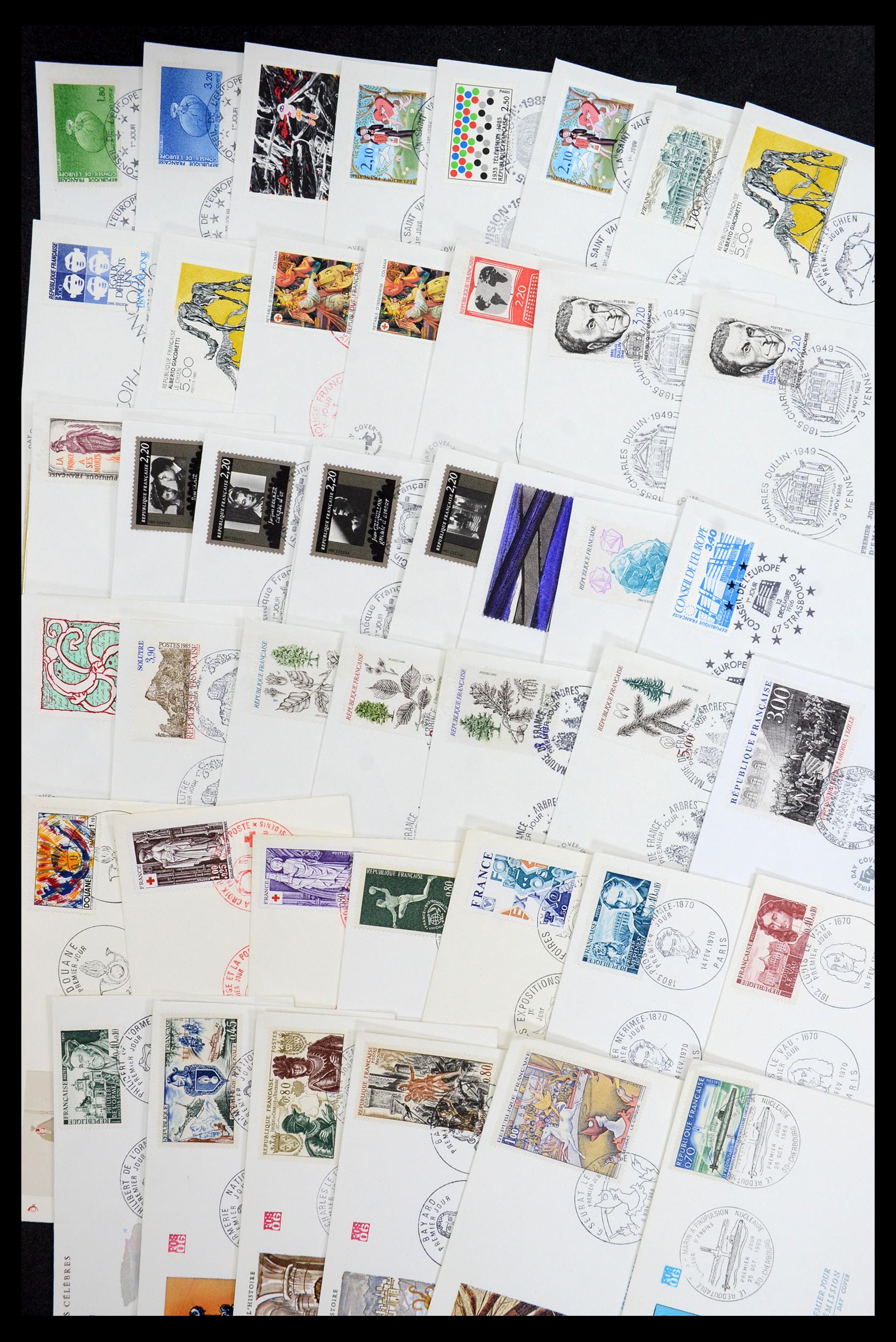 35984 044 - Postzegelverzameling 35984 Frankrijk postwaardestukken en FDC's 1893-