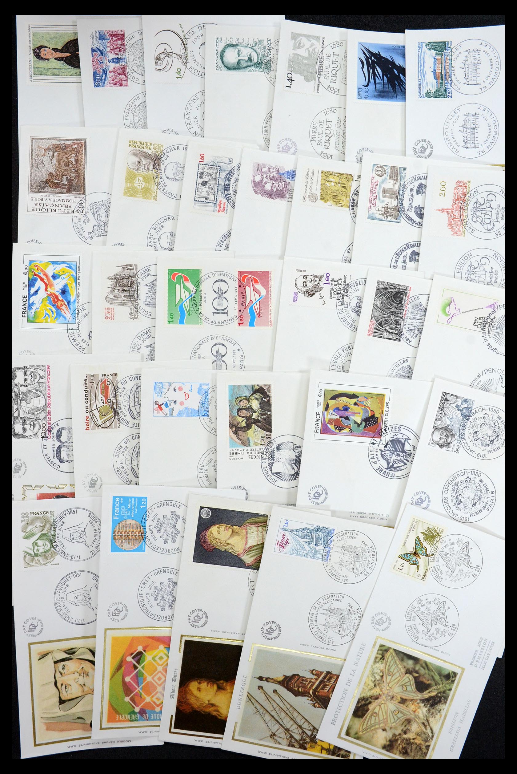 35984 051 - Postzegelverzameling 35984 Frankrijk postwaardestukken en FDC's 1893-