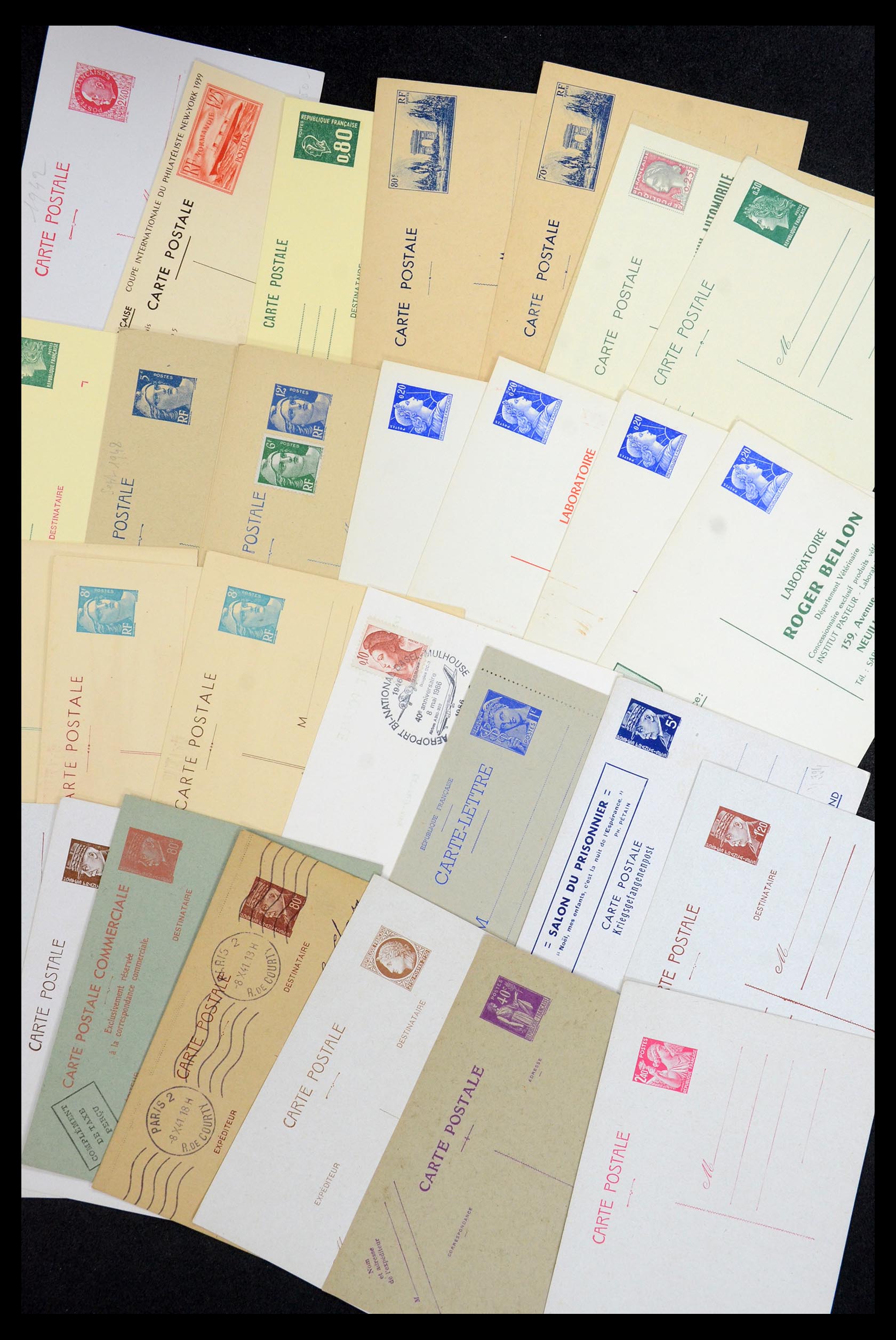 35984 053 - Postzegelverzameling 35984 Frankrijk postwaardestukken en FDC's 1893-