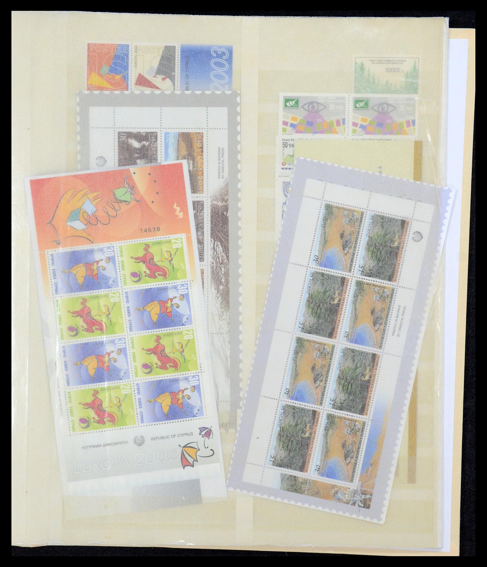 35998 105 - Postzegelverzameling 35998 Cyprus 1935-2004.