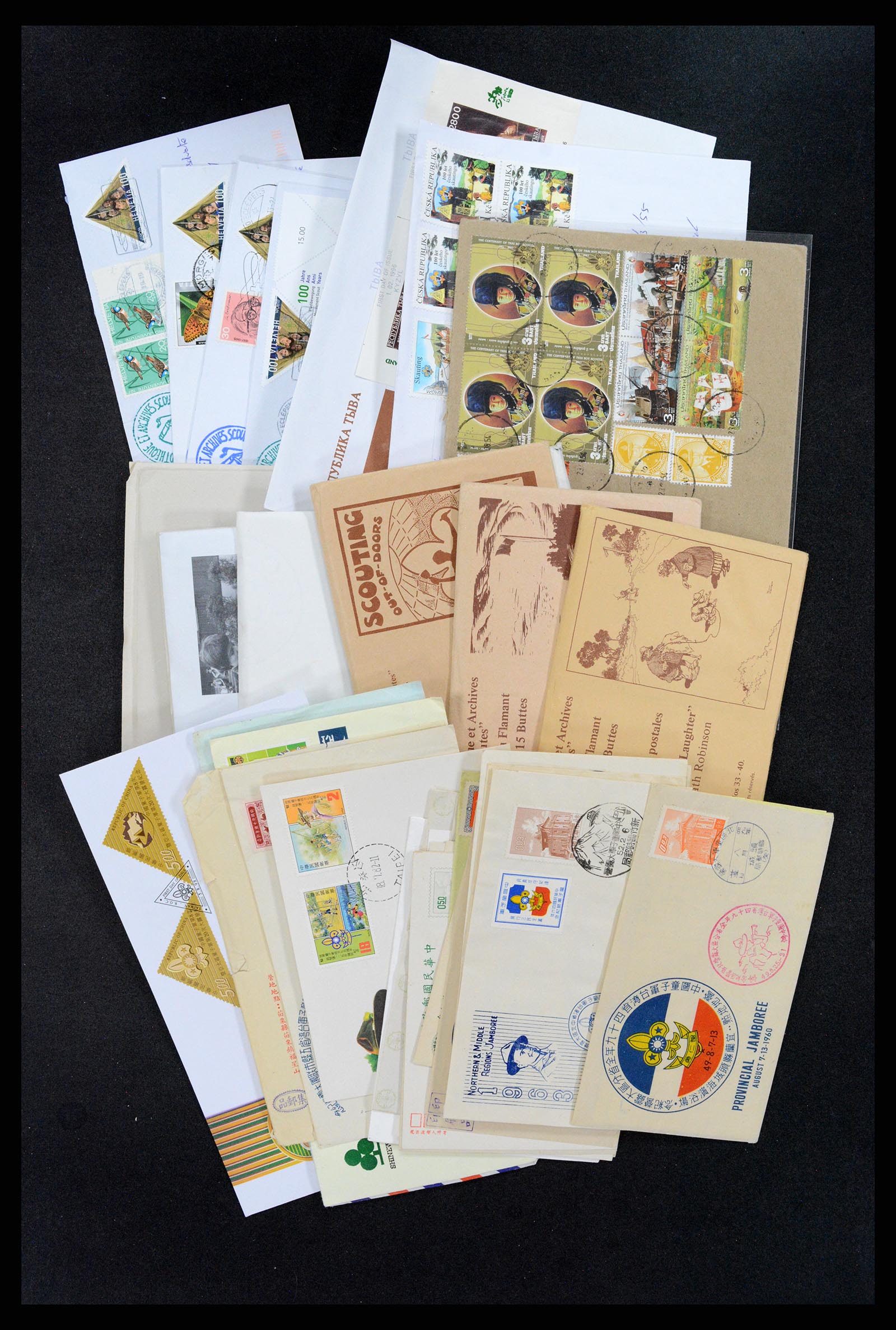 36108 012 - Postzegelverzameling 36108 Motief scouting 1930-2010.