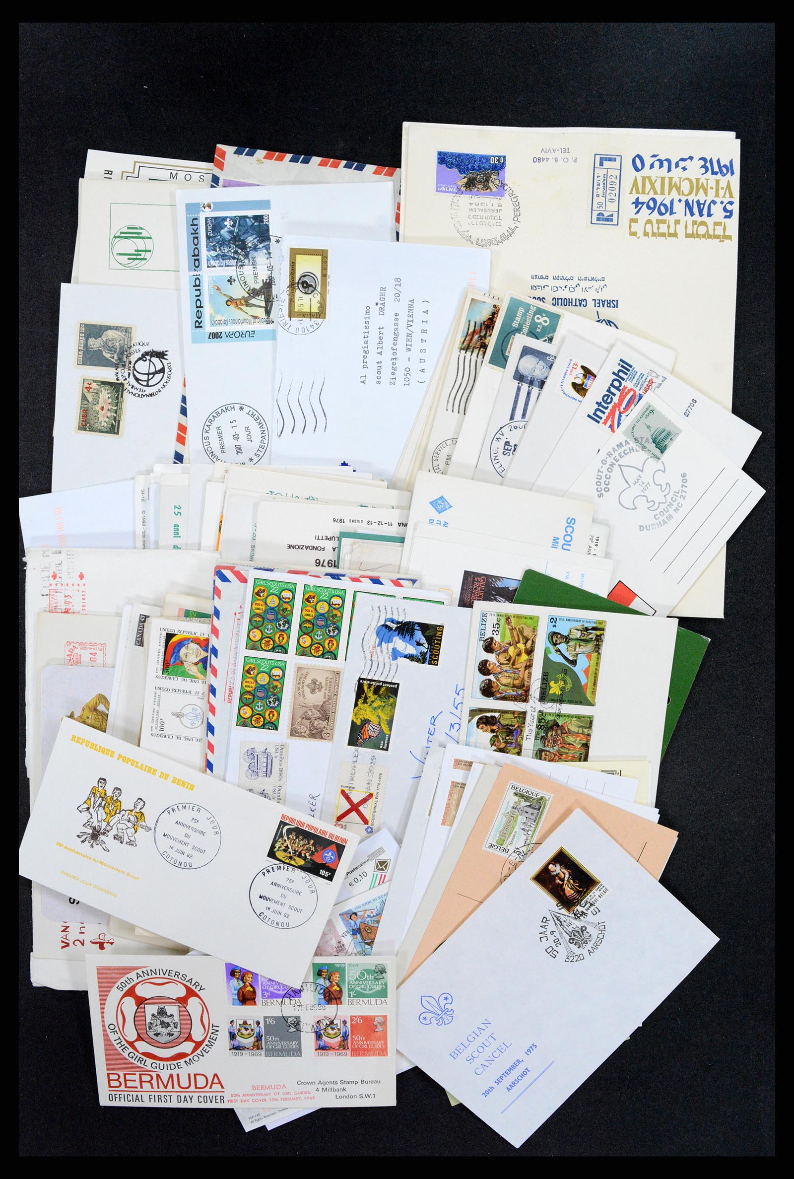 36108 028 - Postzegelverzameling 36108 Motief scouting 1930-2010.