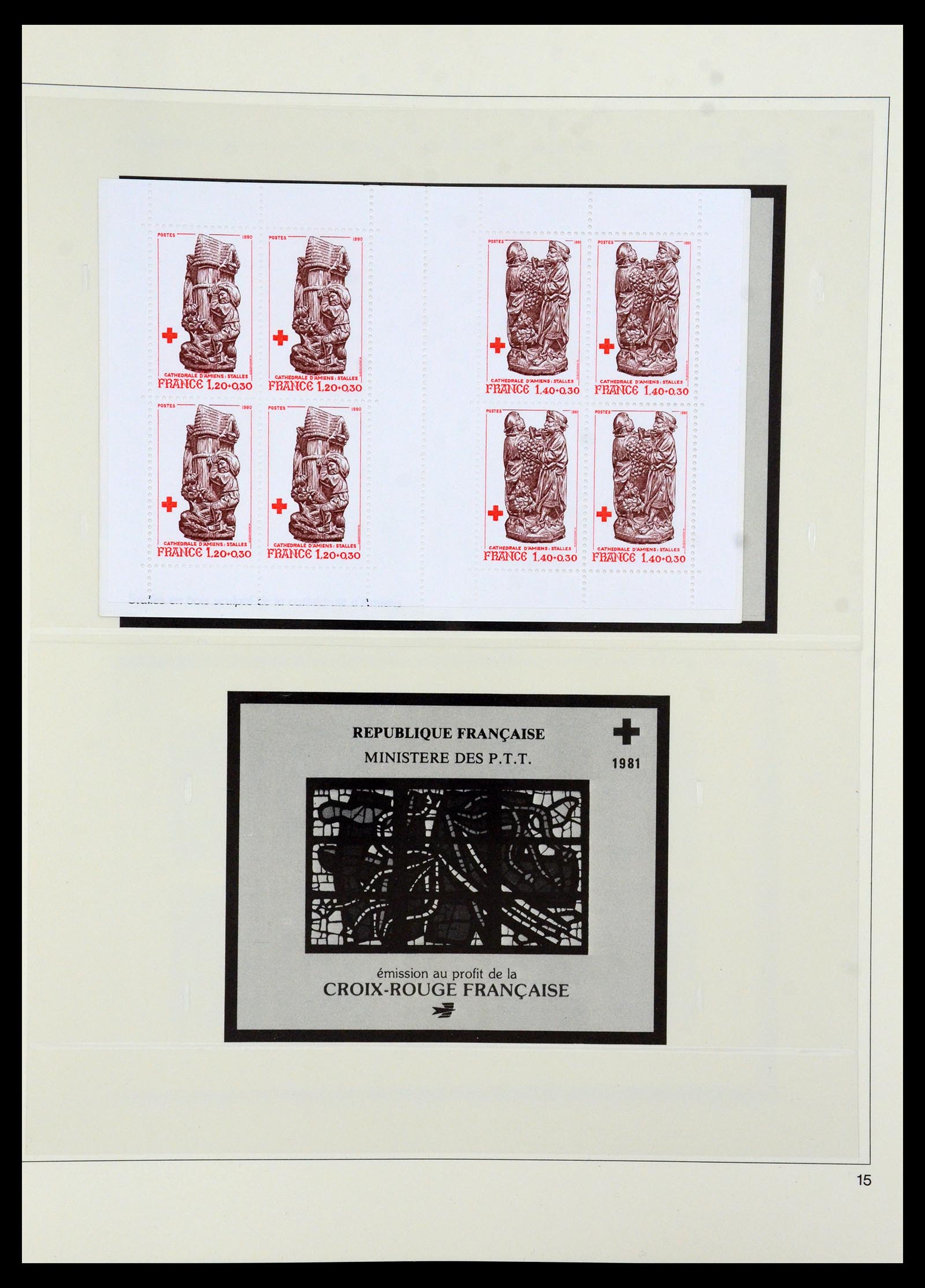 36202 027 - Stamp collection 36202 France red cross booklets 1952-2005.