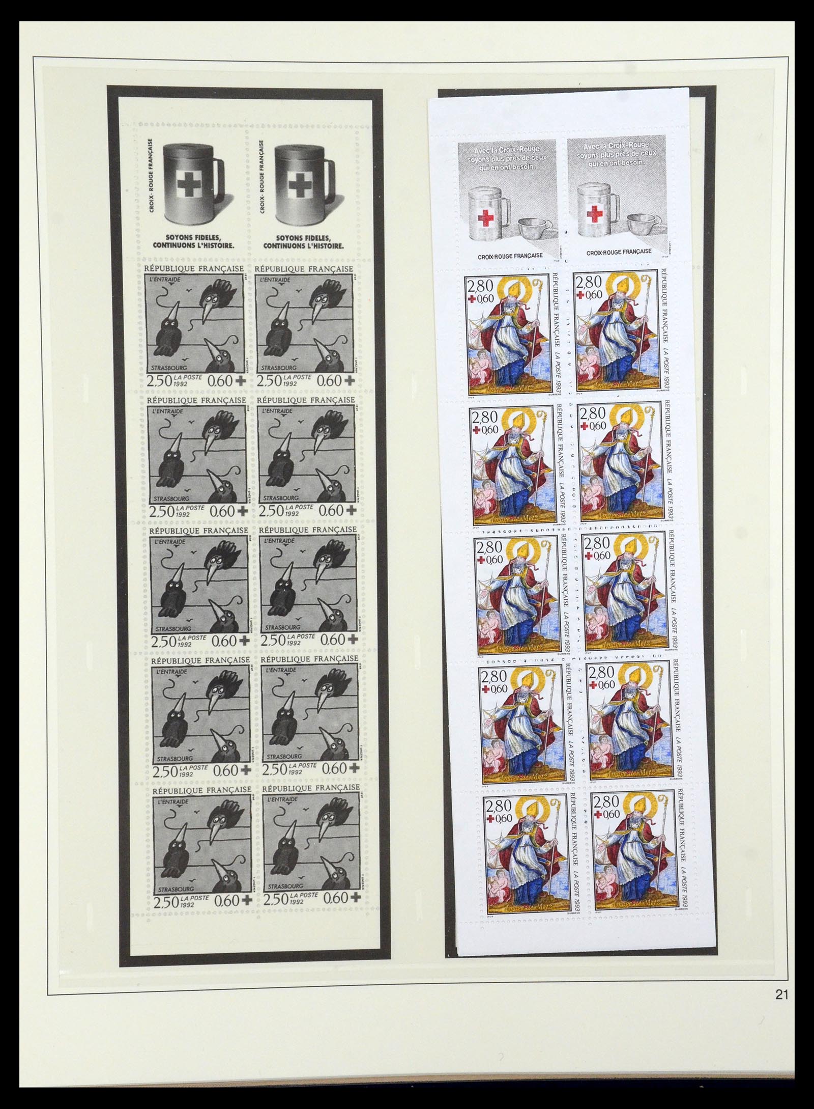 36202 042 - Stamp collection 36202 France red cross booklets 1952-2005.