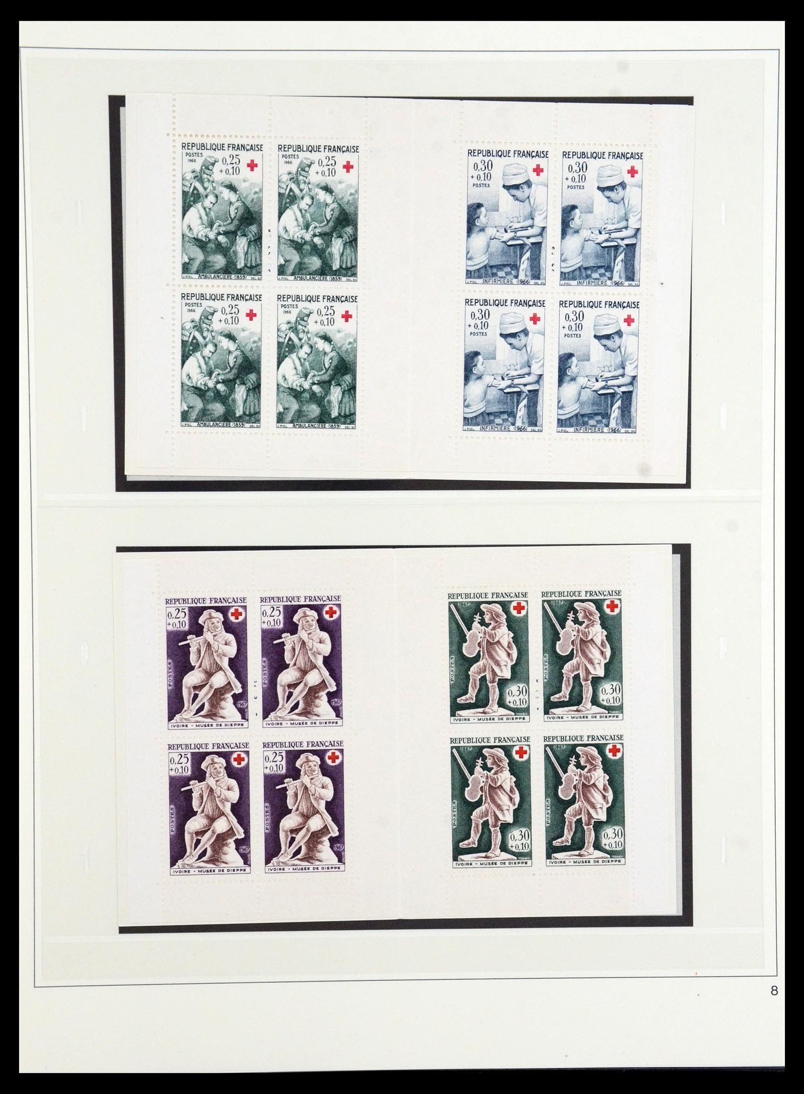 36202 057 - Stamp collection 36202 France red cross booklets 1952-2005.
