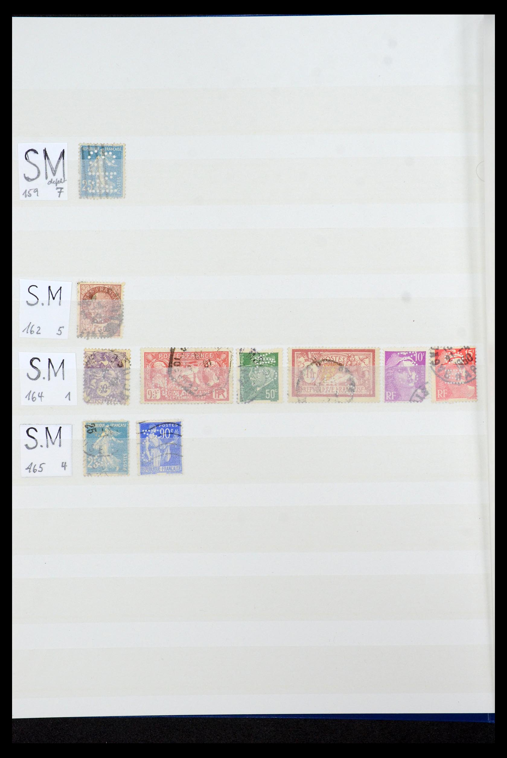 36224 006 - Postzegelverzameling 36224 Wereld perfins 1890-1950.