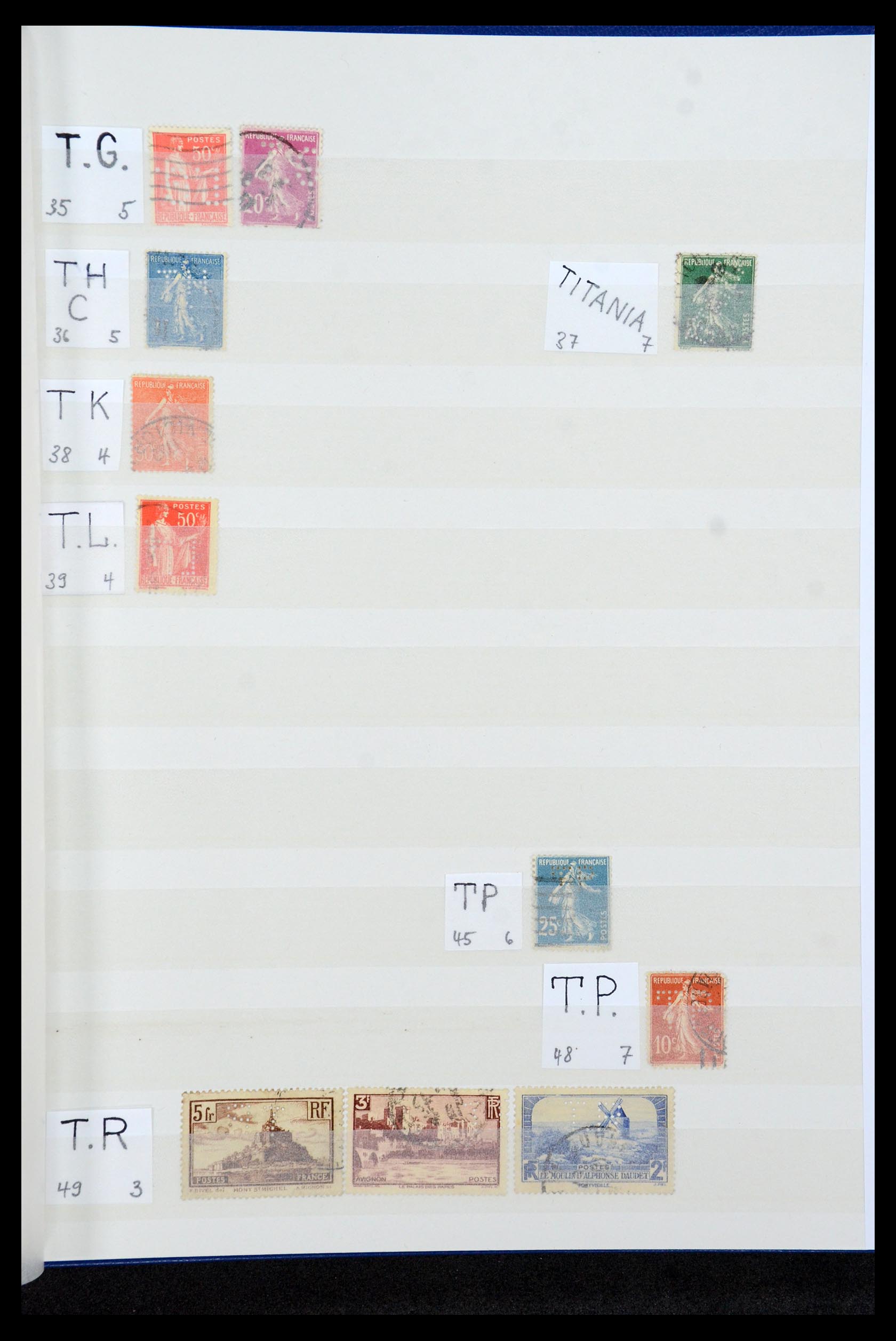 36224 015 - Postzegelverzameling 36224 Wereld perfins 1890-1950.