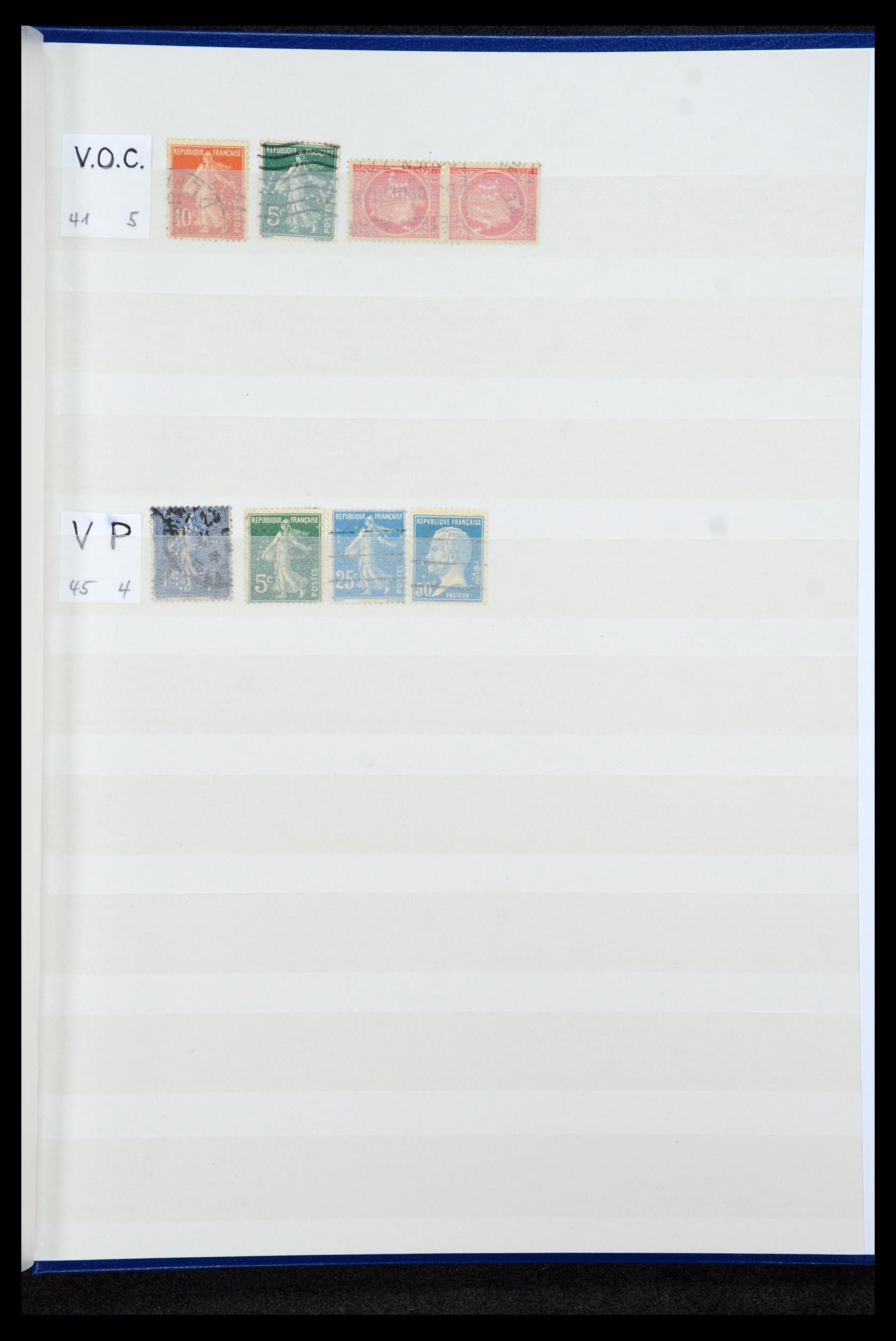 36224 023 - Postzegelverzameling 36224 Wereld perfins 1890-1950.